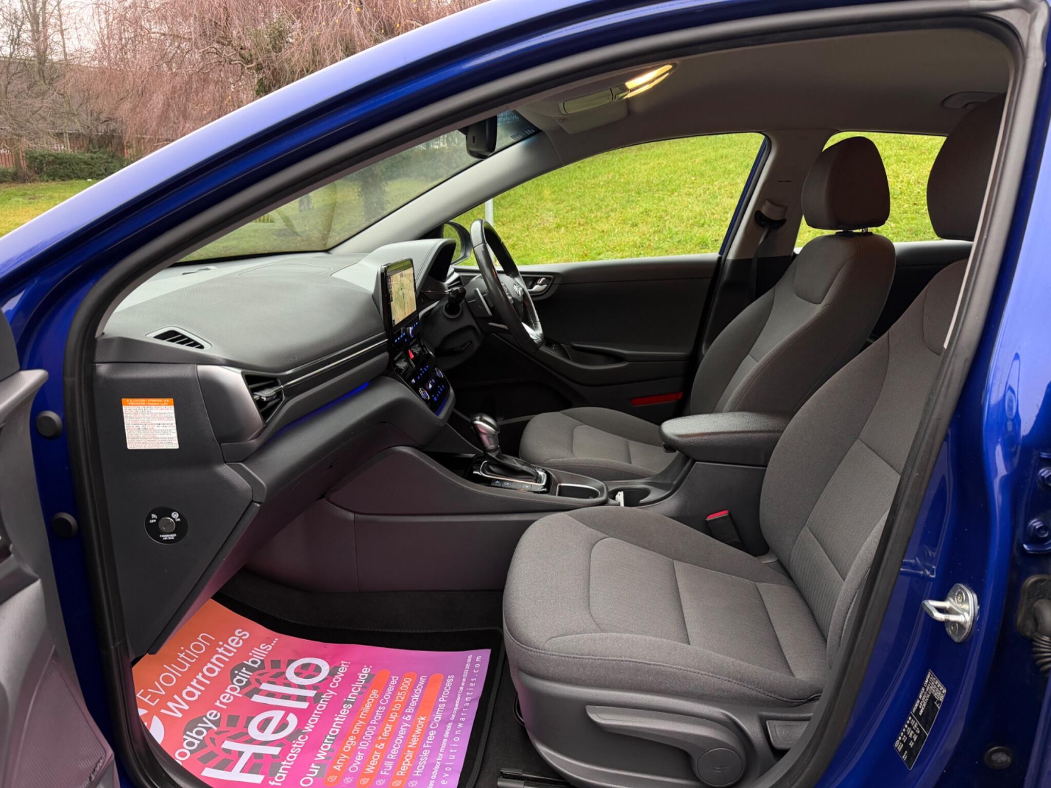 Hyundai Ioniq - Image 50