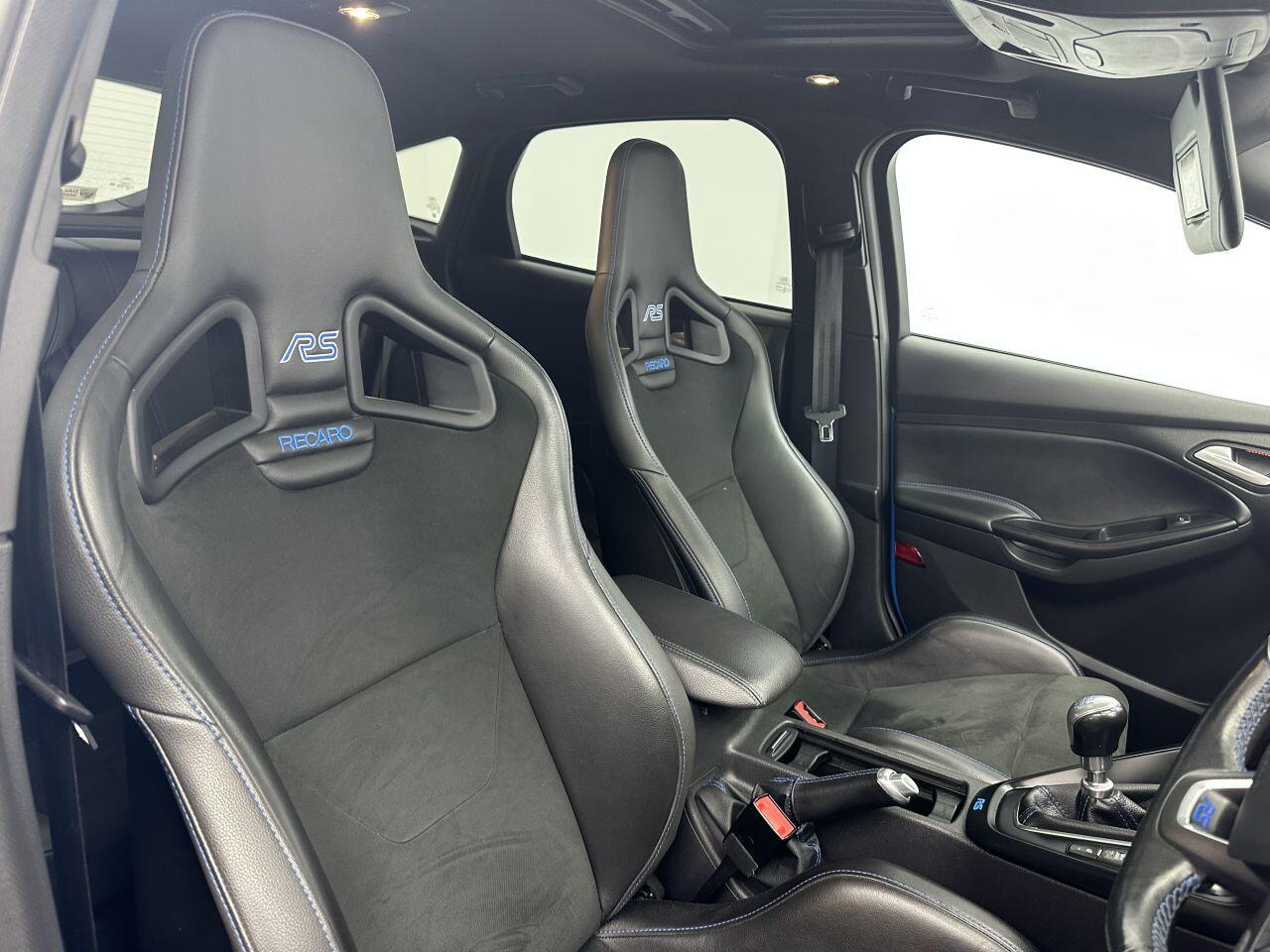 Ford Focus - Image 2