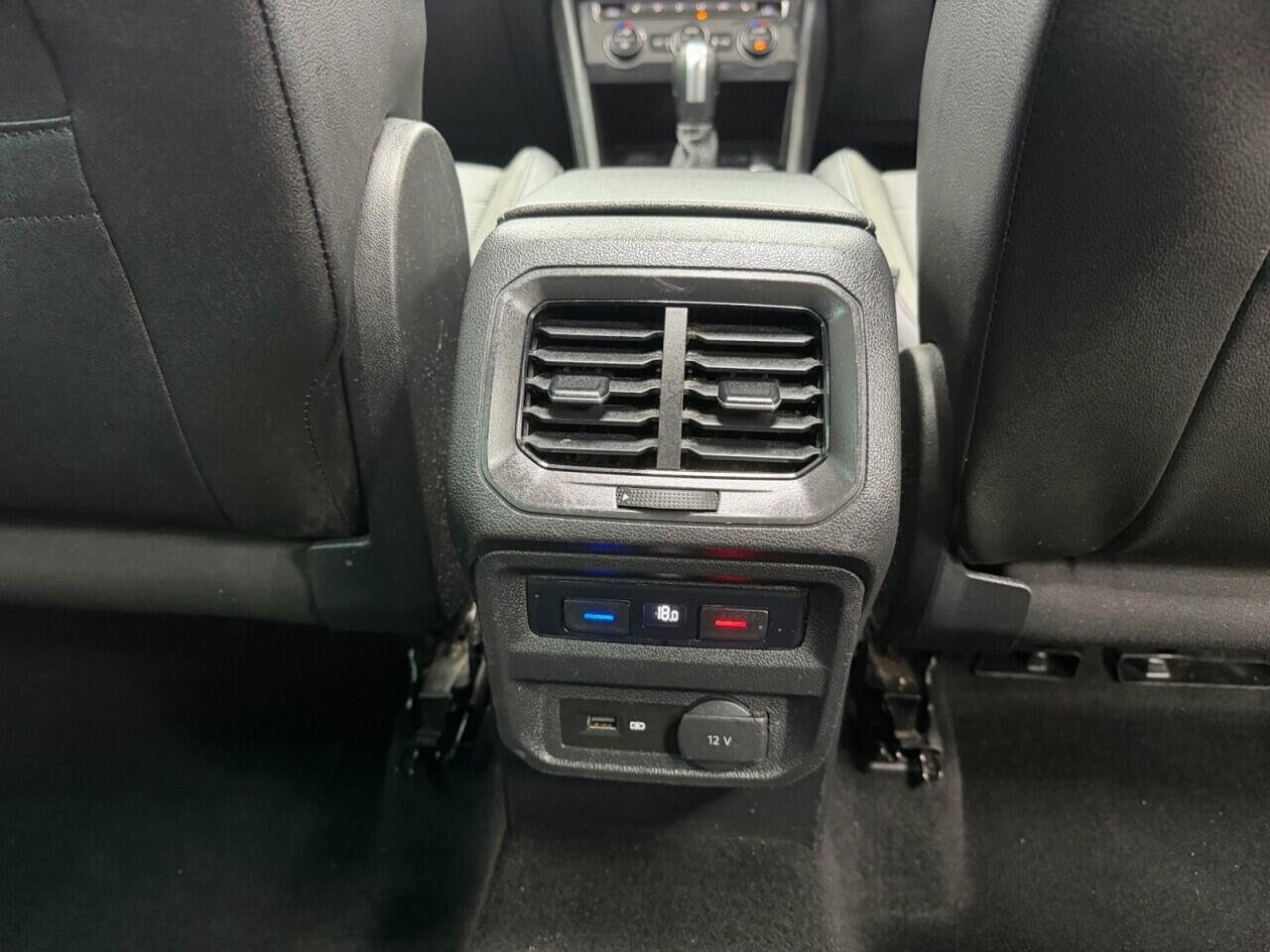 Volkswagen Tiguan - Image 20