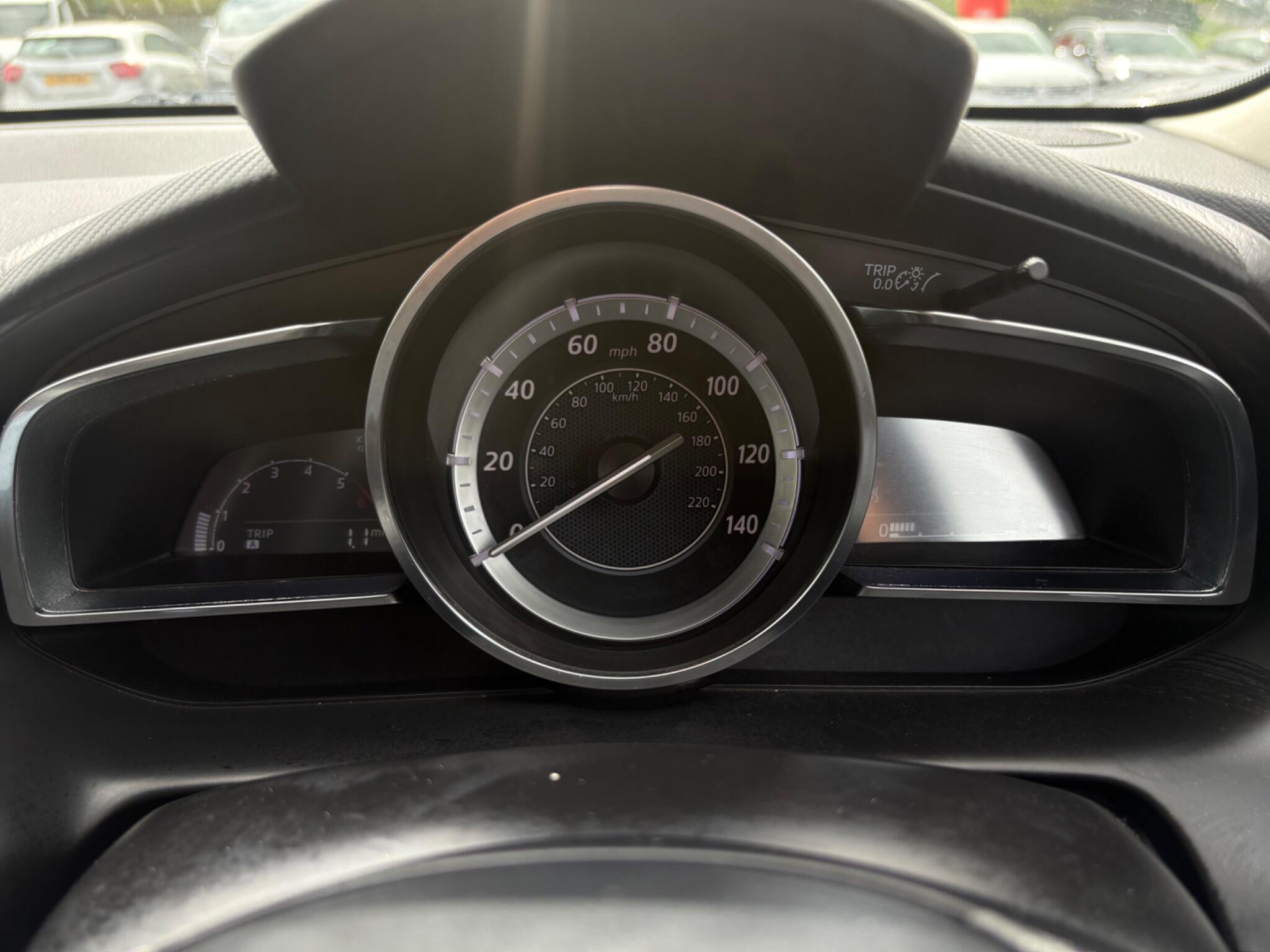 Mazda MAZDA2 - Image 34