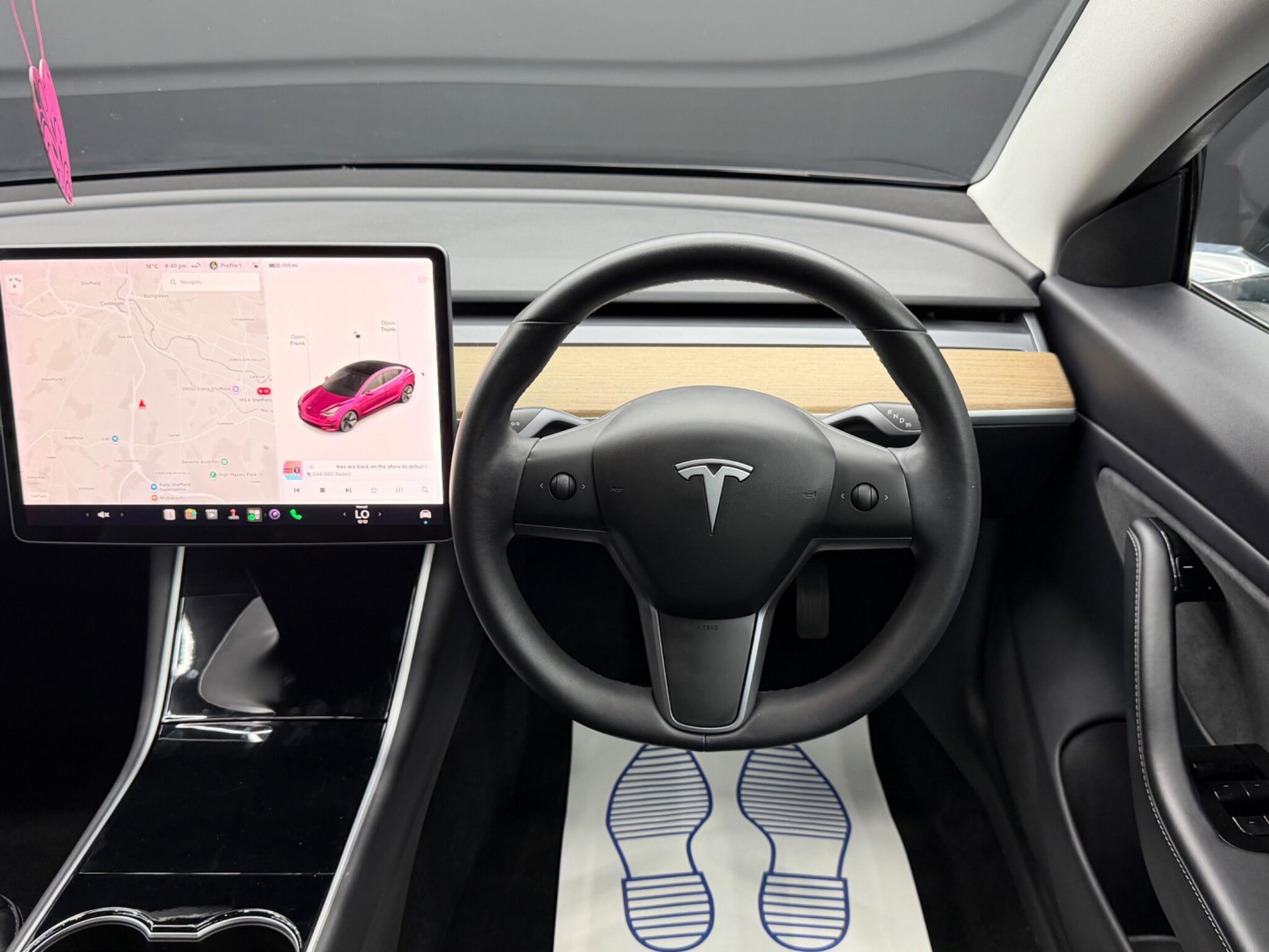 Tesla Model 3 - Image 18