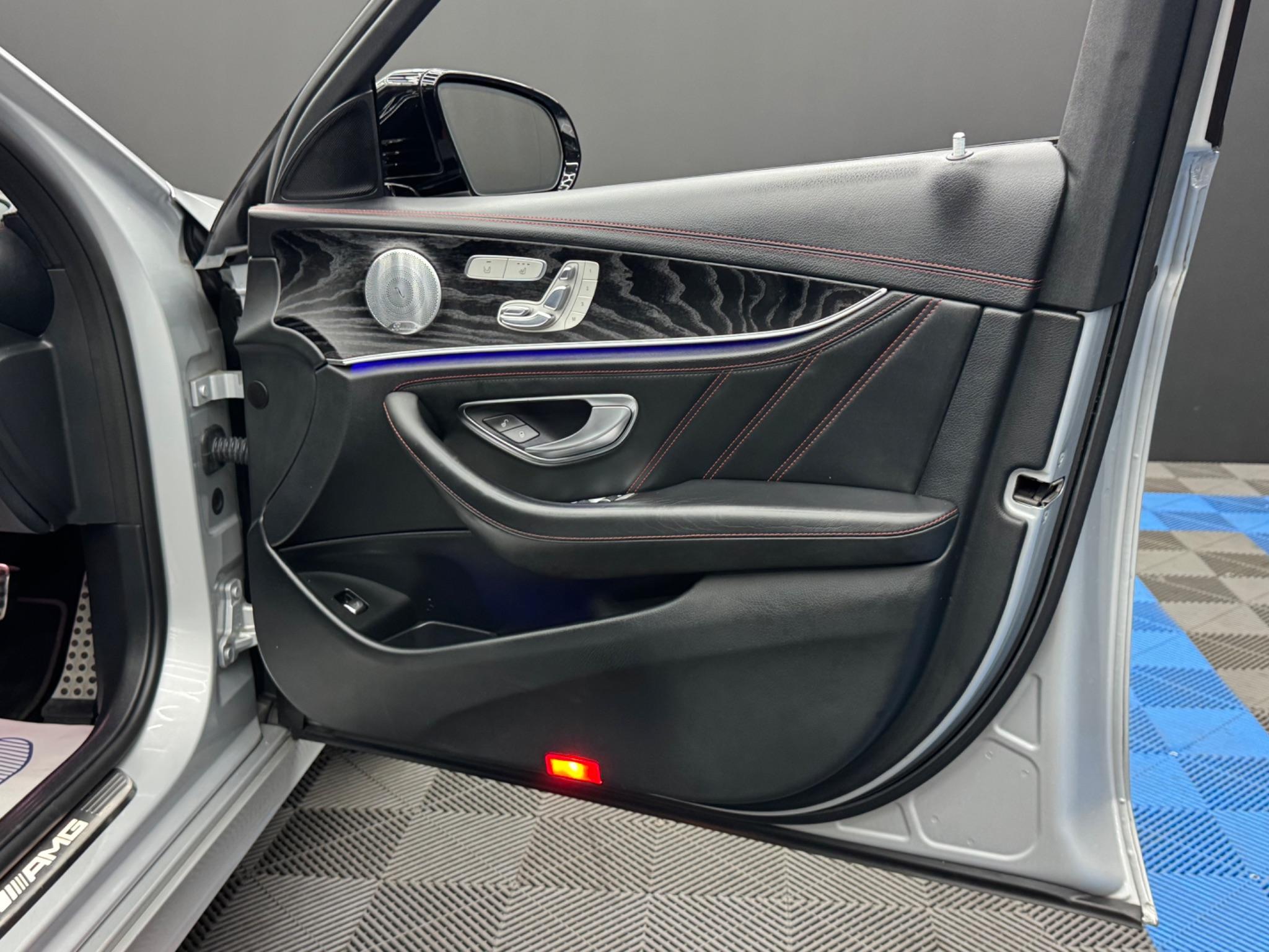 Mercedes E Class - Image 43