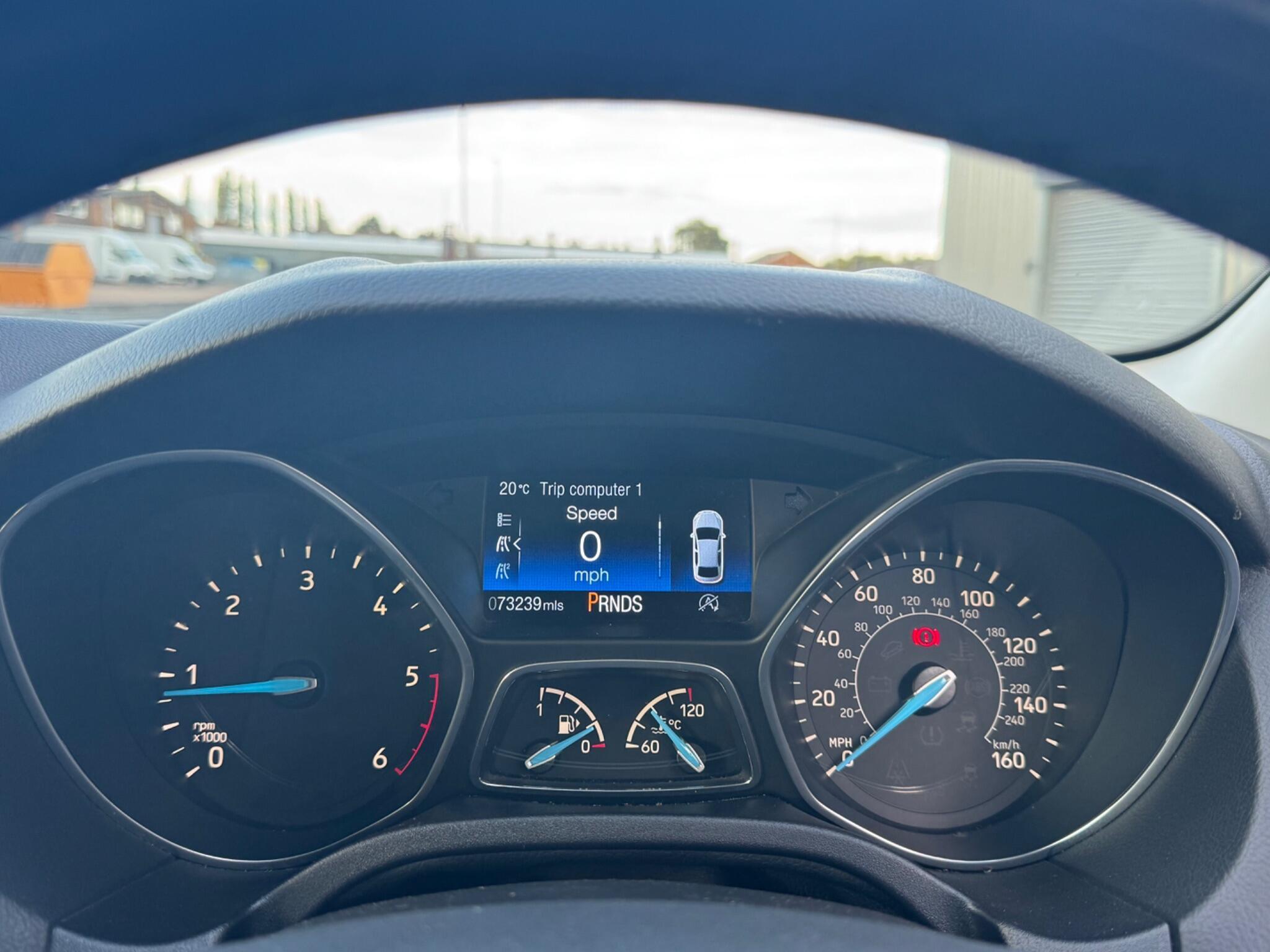 Ford Focus - Image 16