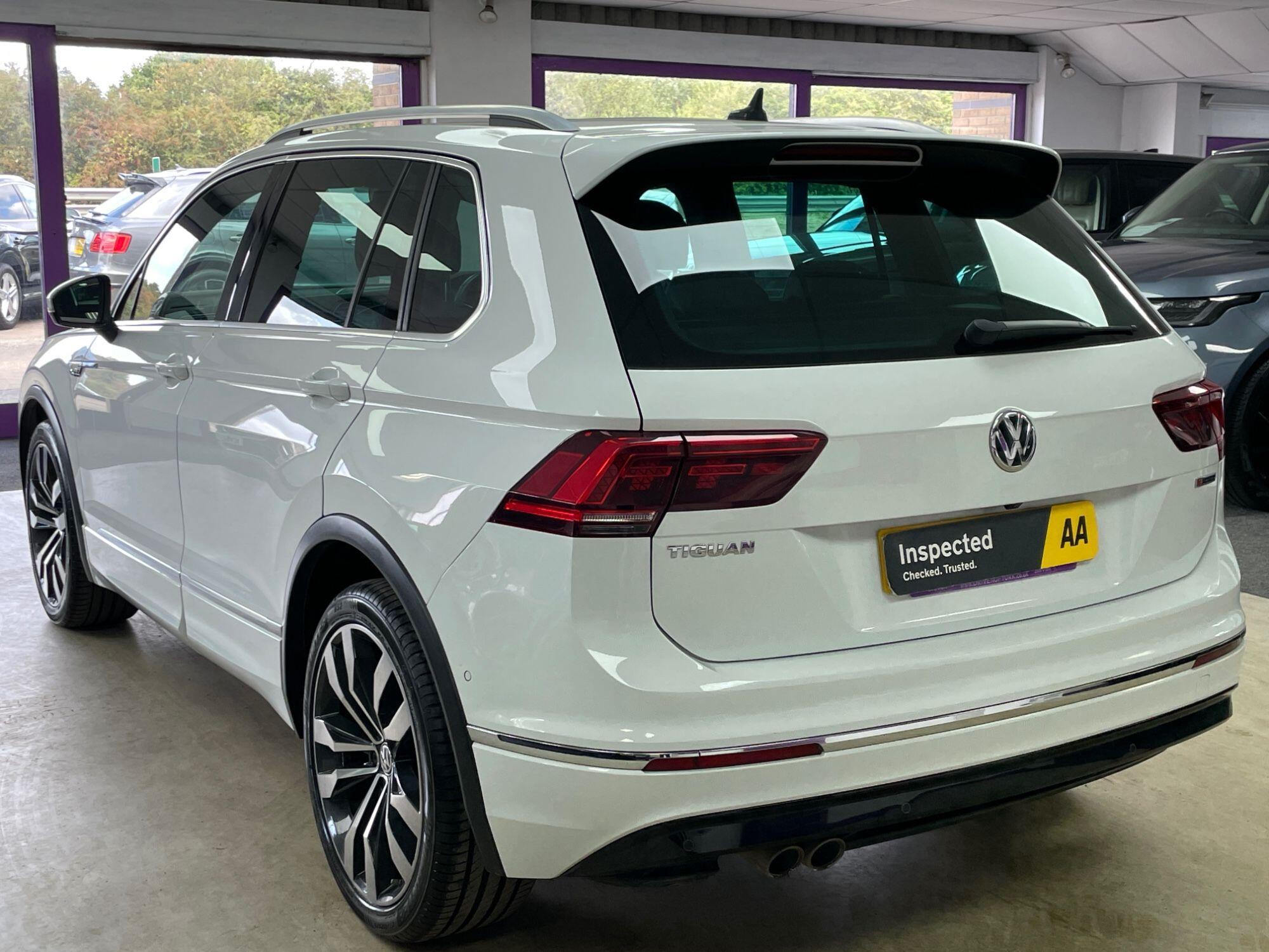 Volkswagen Tiguan - Image 8