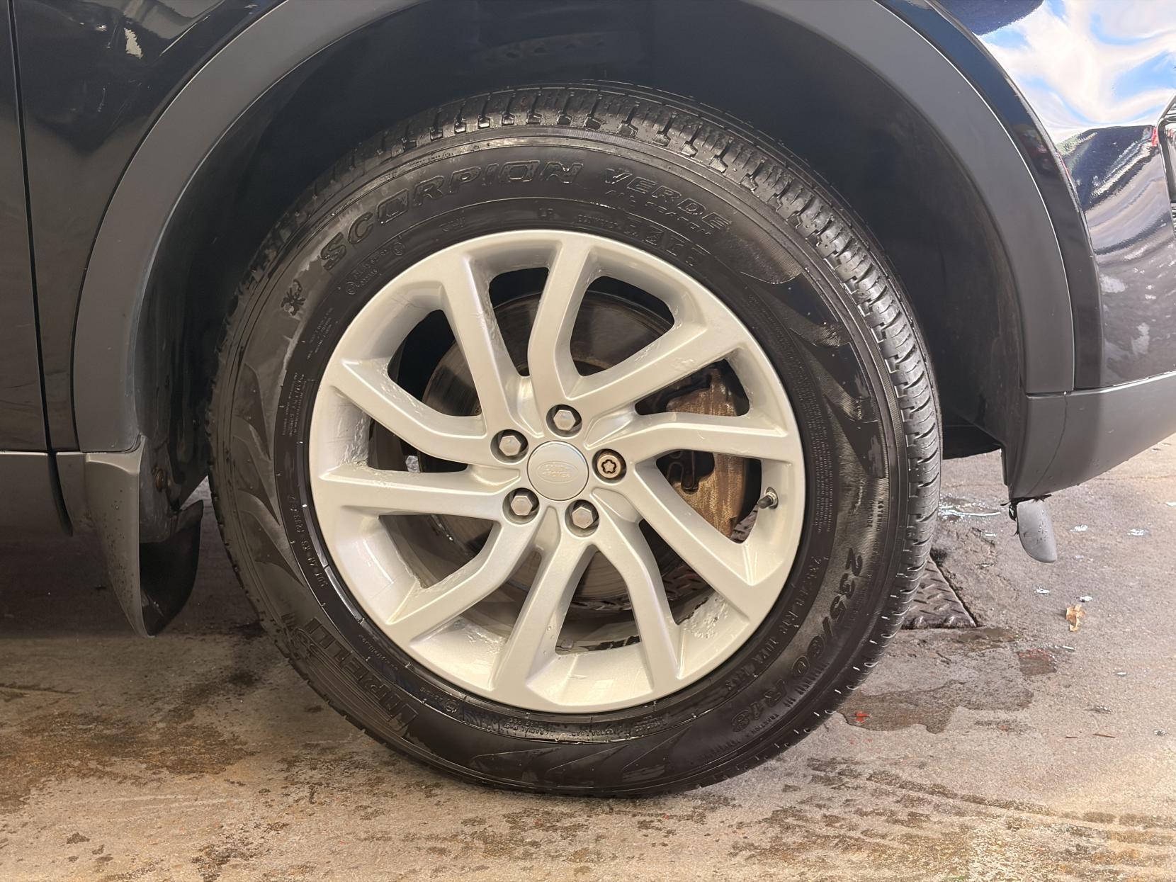 Land Rover DISCOVERY SPORT - Image 18