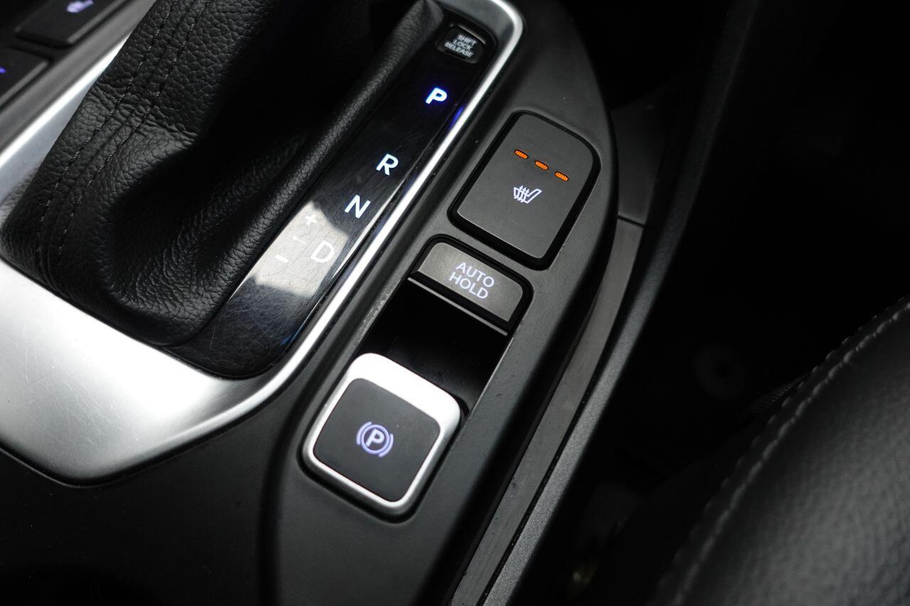 Hyundai Santa Fe - Image 25