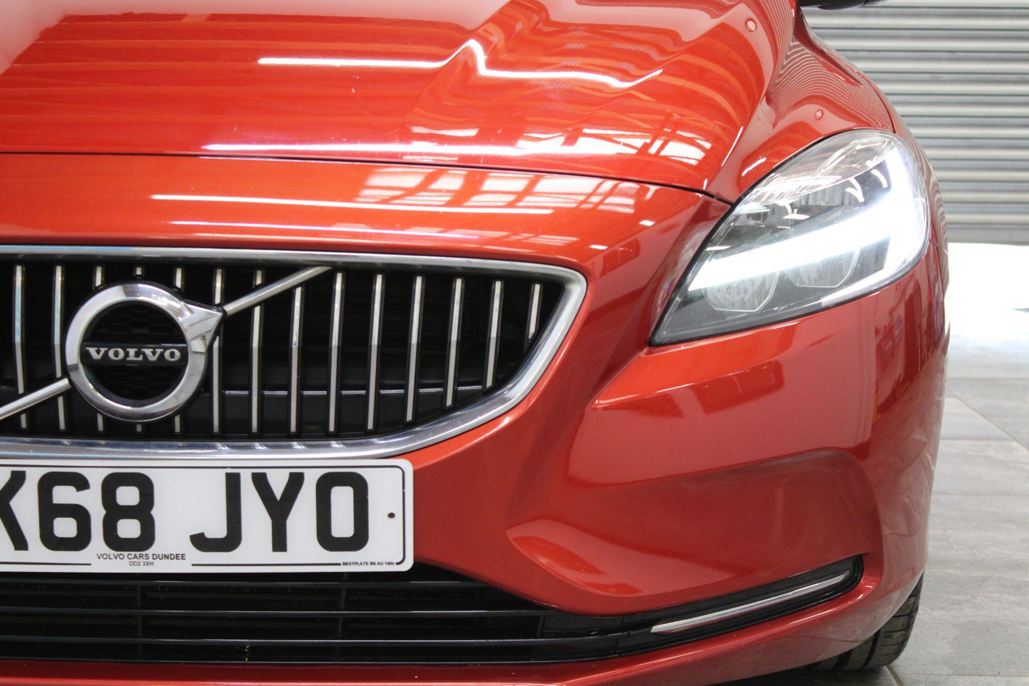 Volvo V40 - Image 29