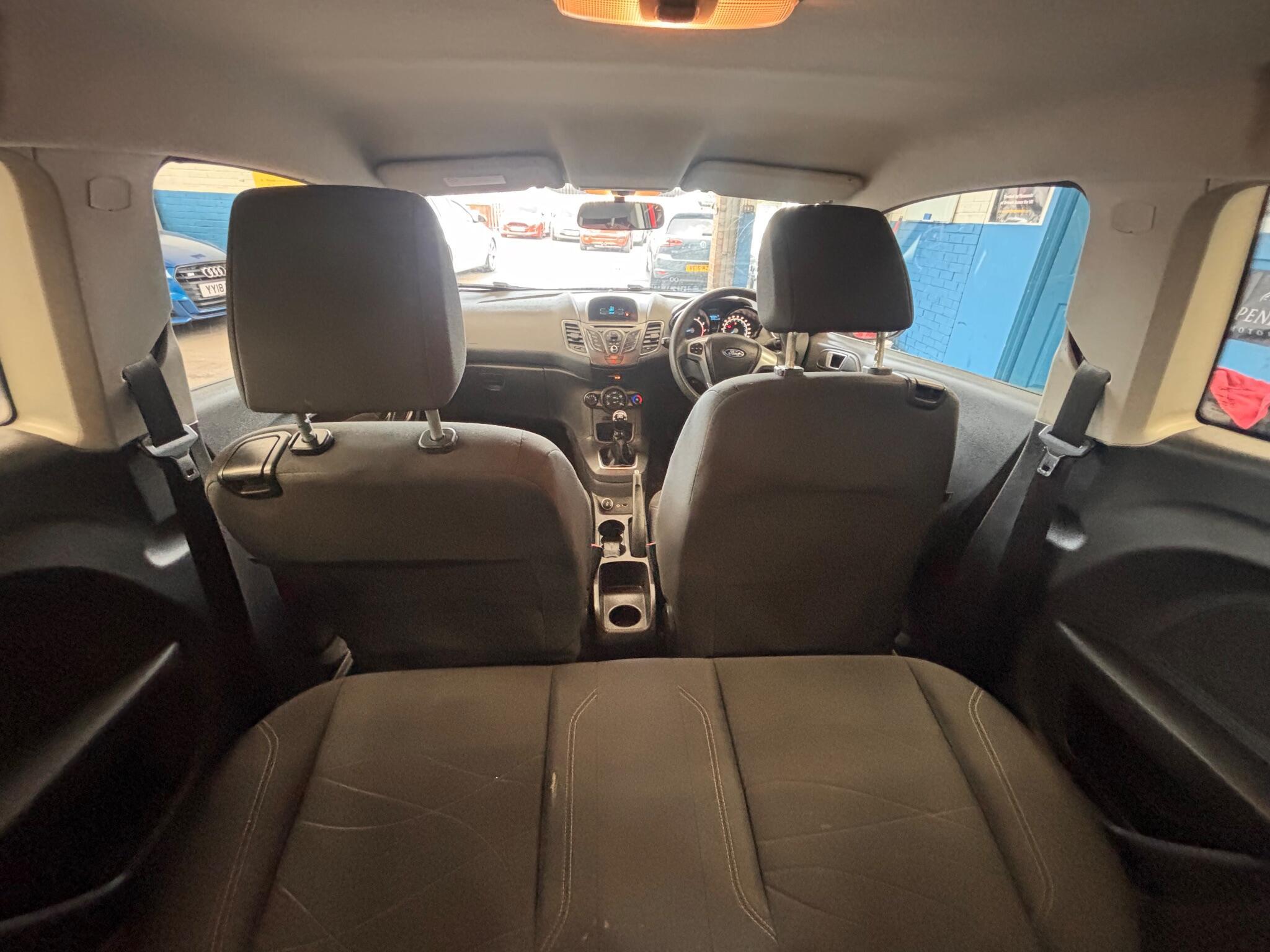Ford Fiesta - Image 20
