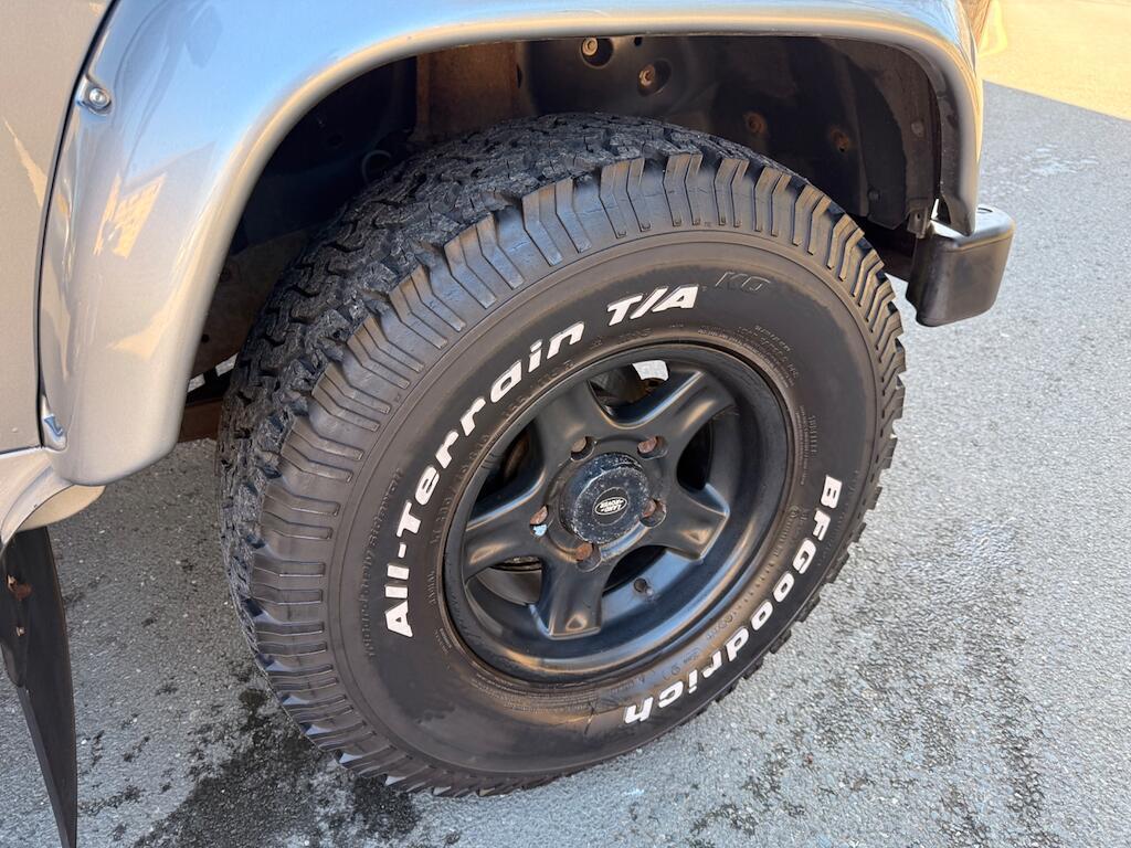 Land Rover Defender 110 - Image 28