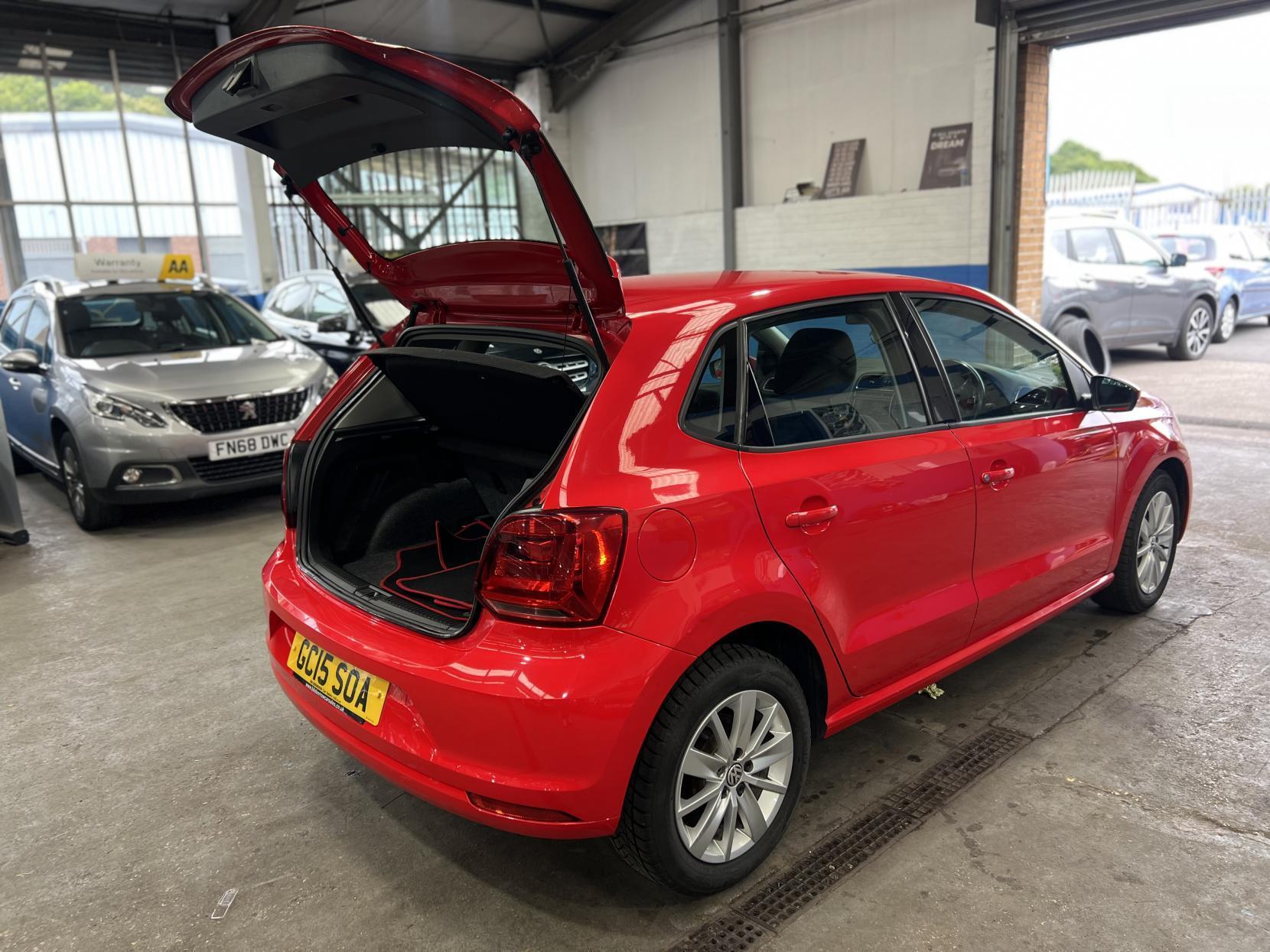 Volkswagen Polo - Image 18