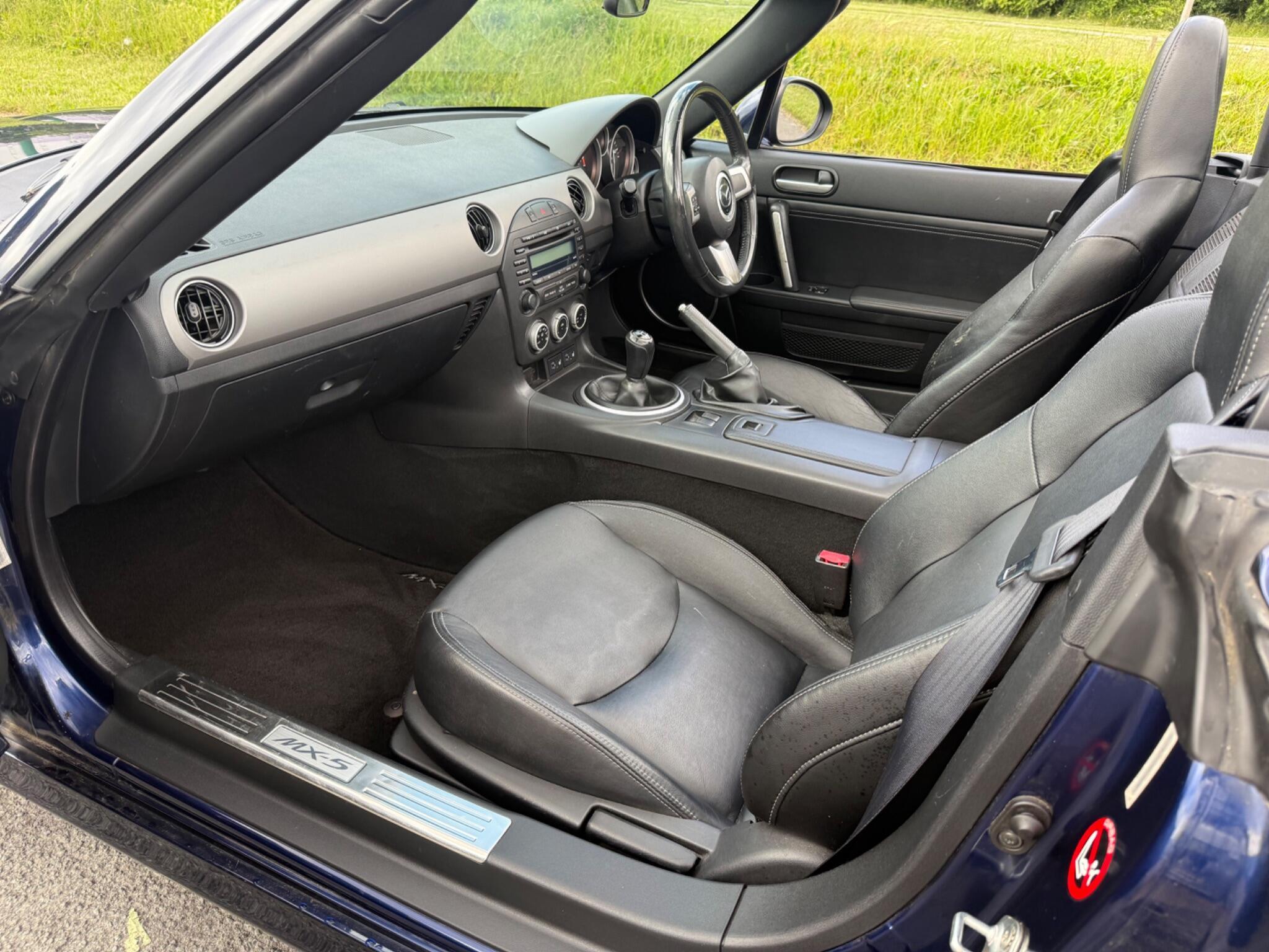Mazda MX-5 - Image 15