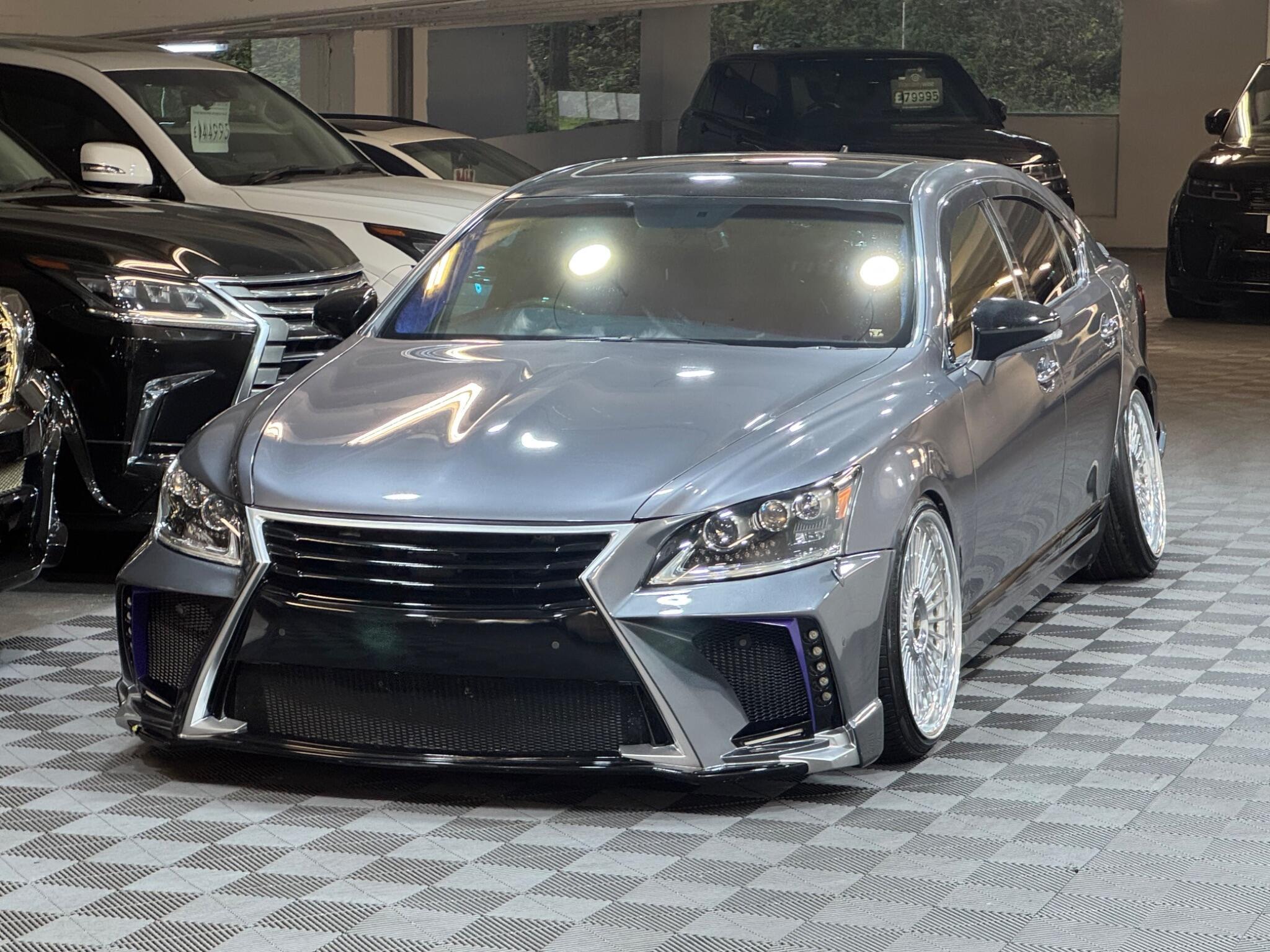 Lexus LS - Image 6