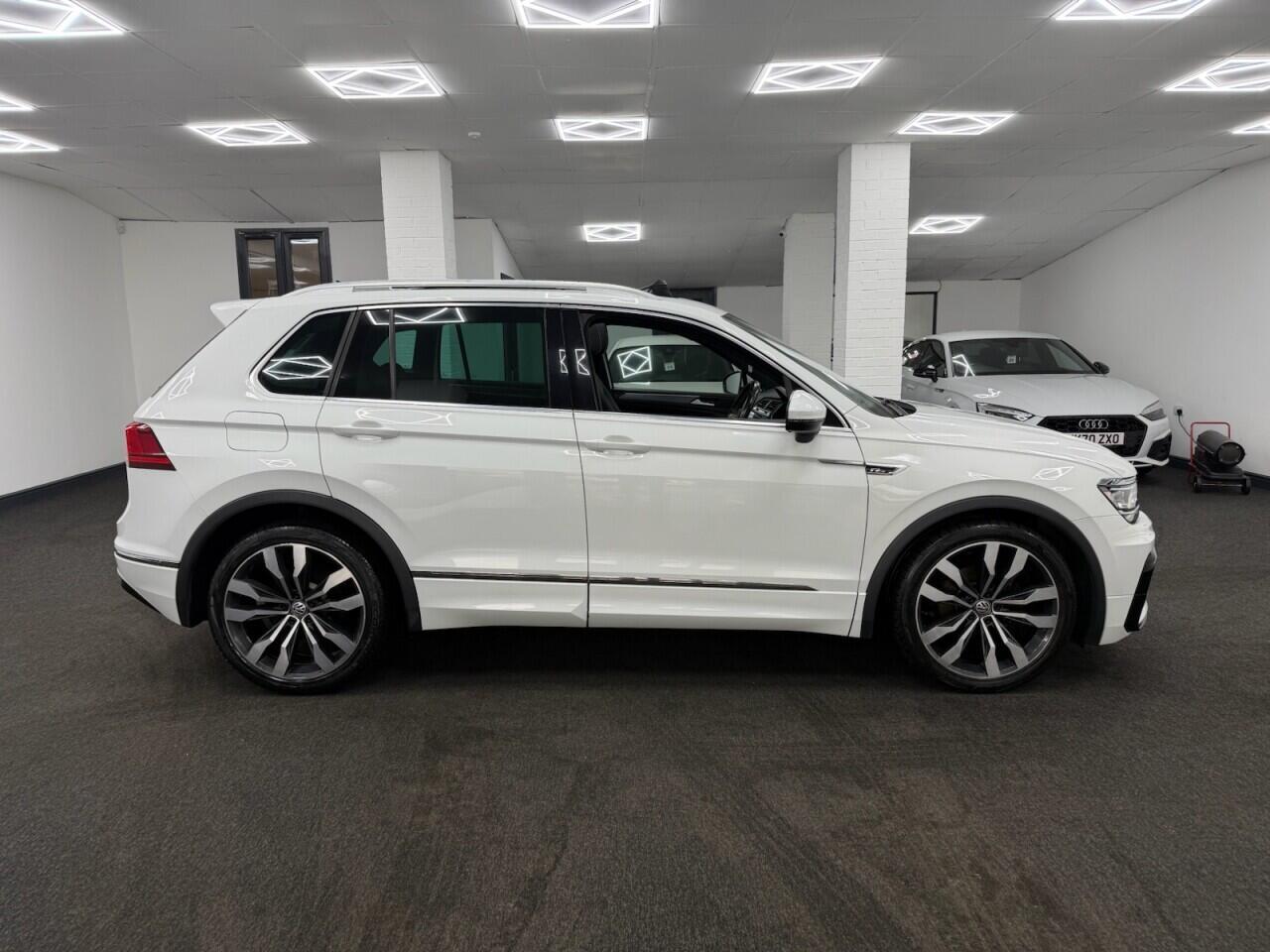 Volkswagen Tiguan - Image 5