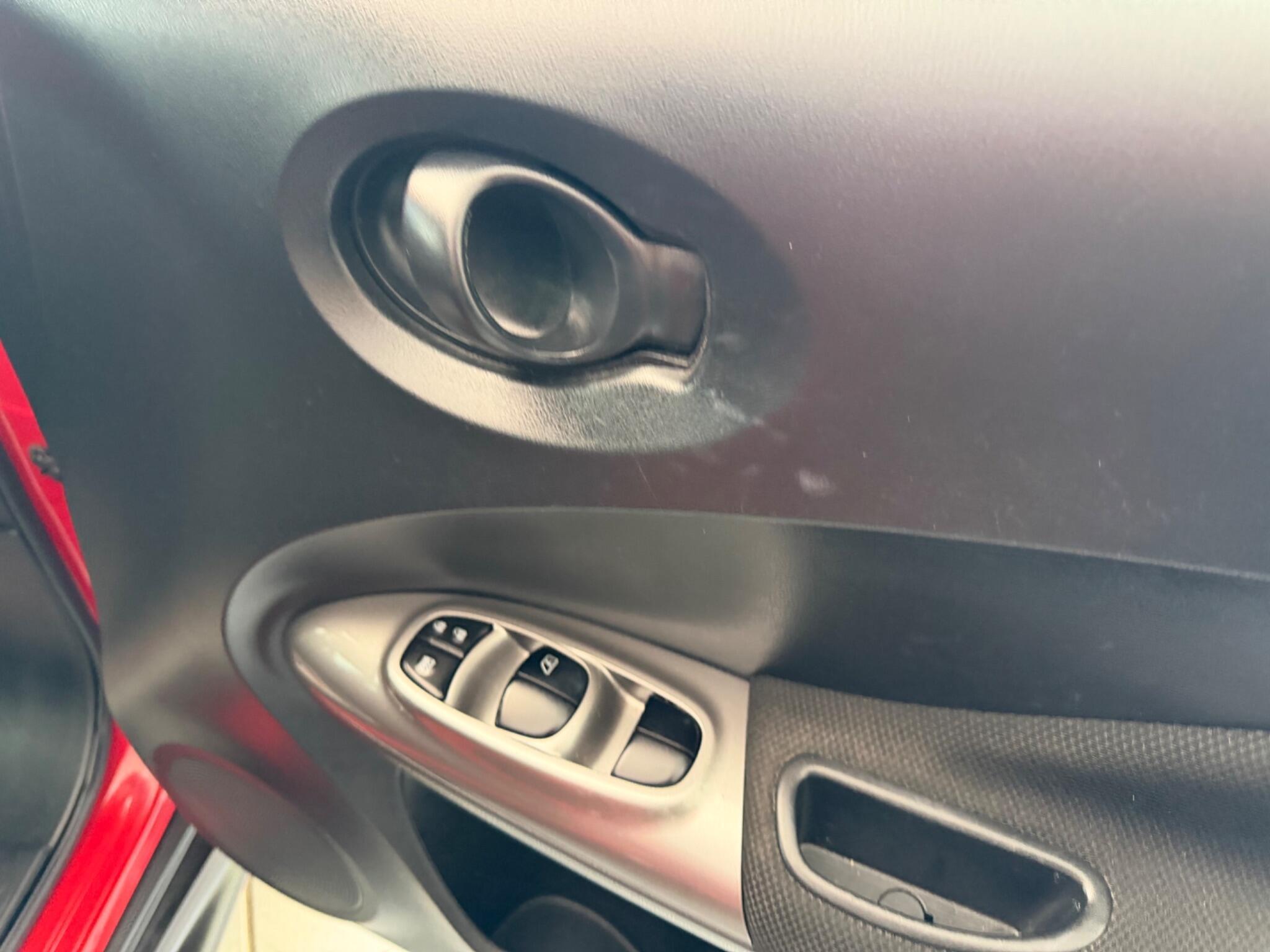Nissan Juke - Image 21