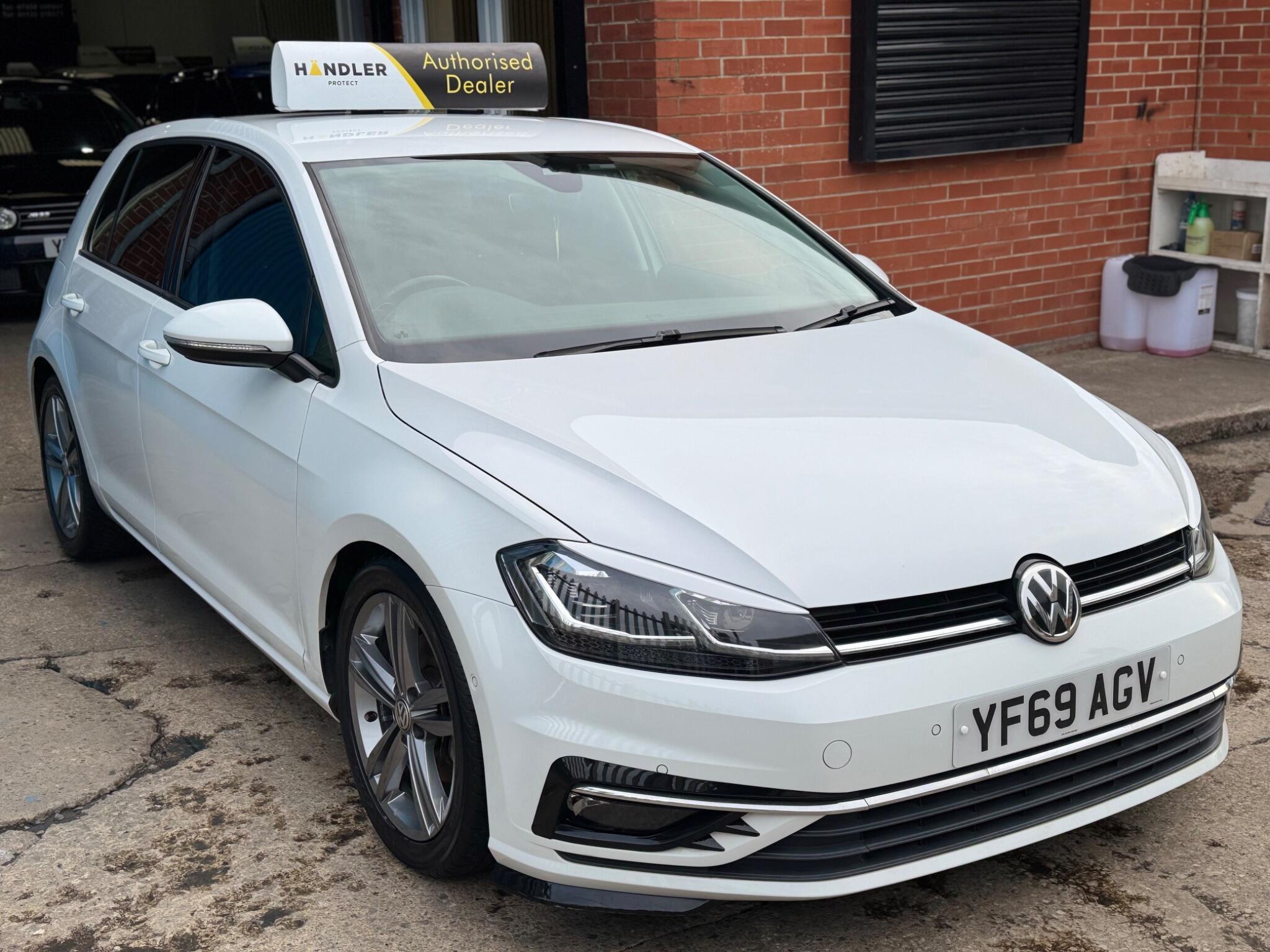 Volkswagen Golf - Image 20