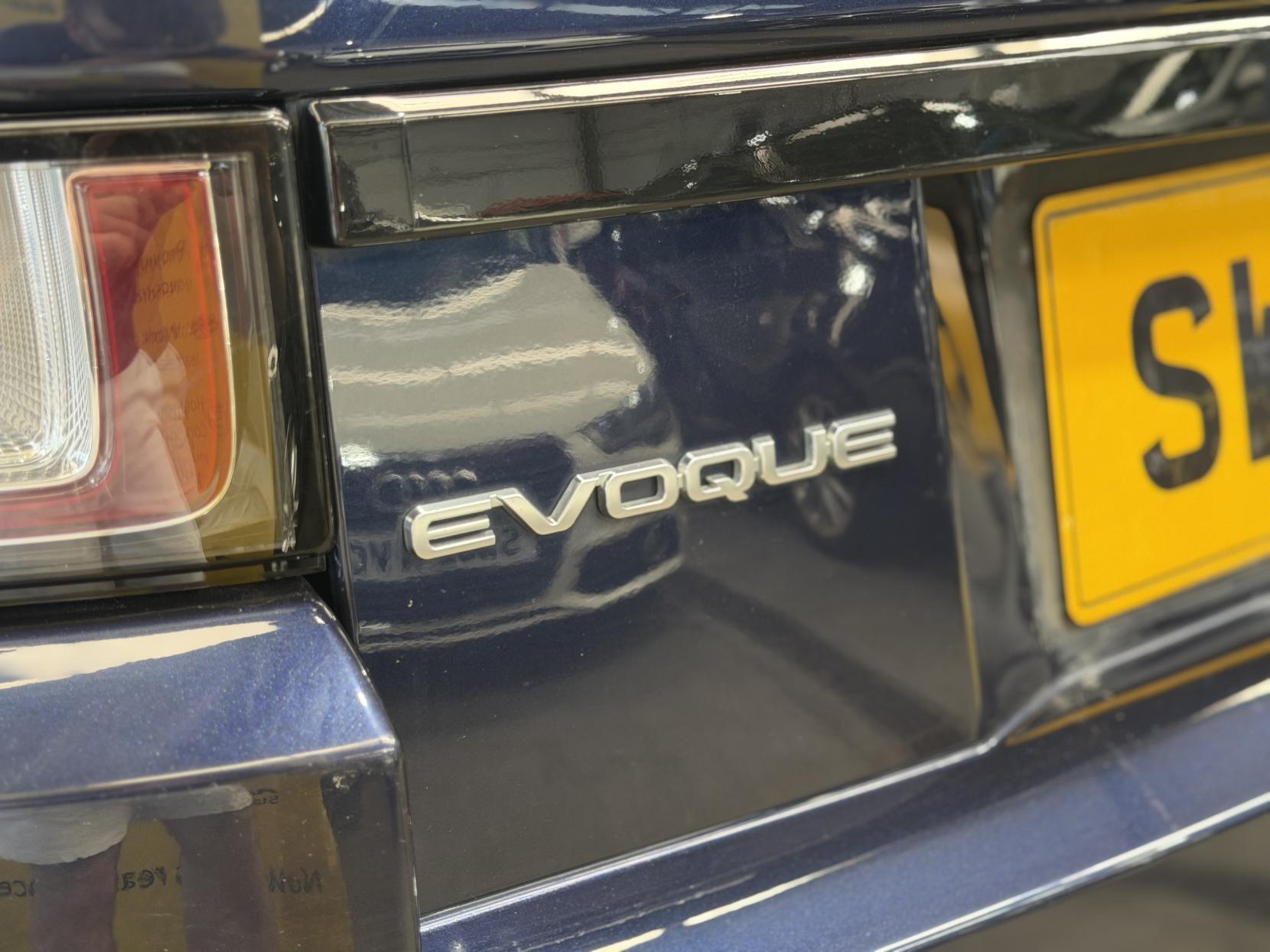 Land Rover Range Rover Evoque - Image 17