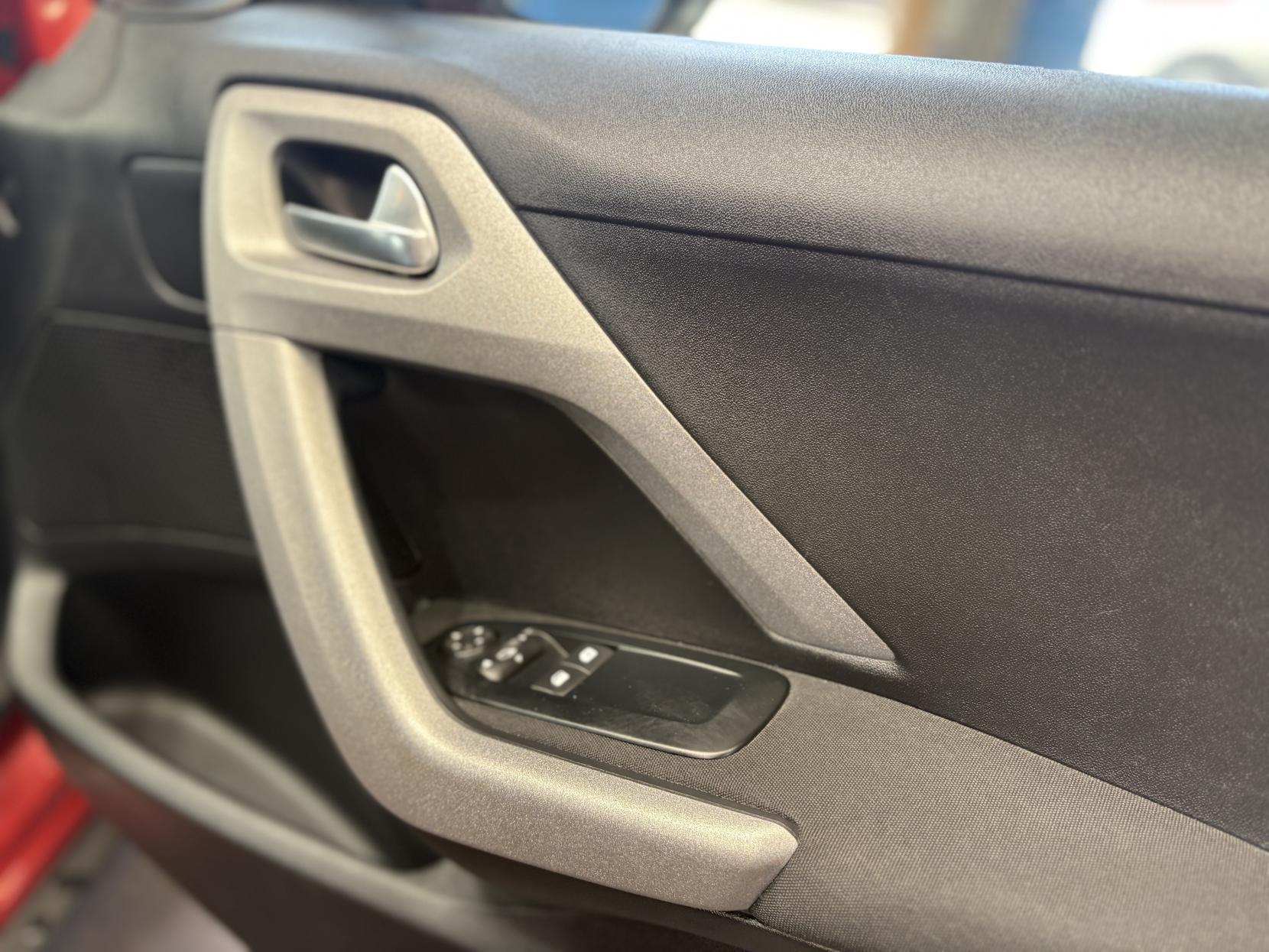 Peugeot 2008 - Image 14