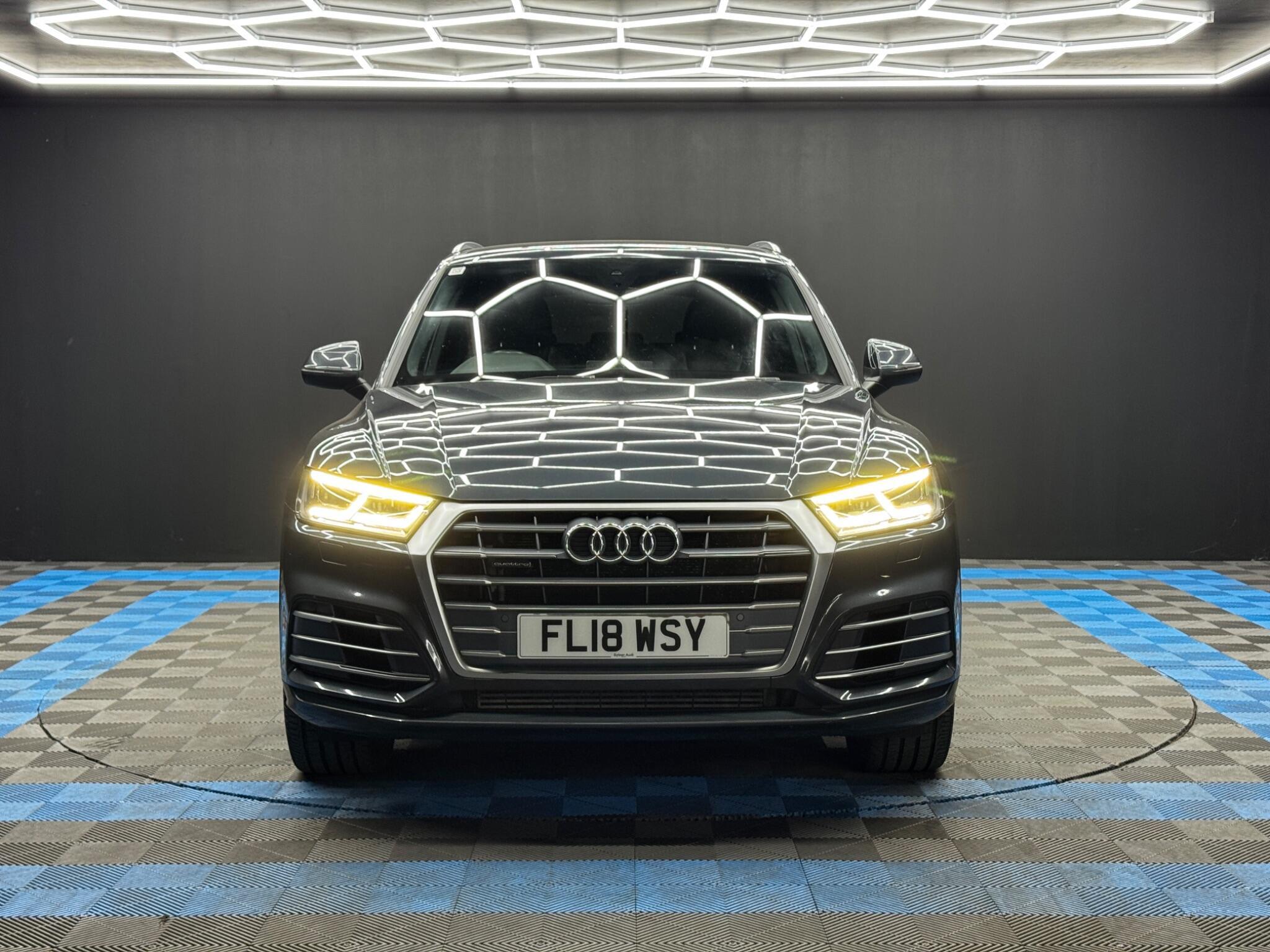 Audi Q5 - Image 2