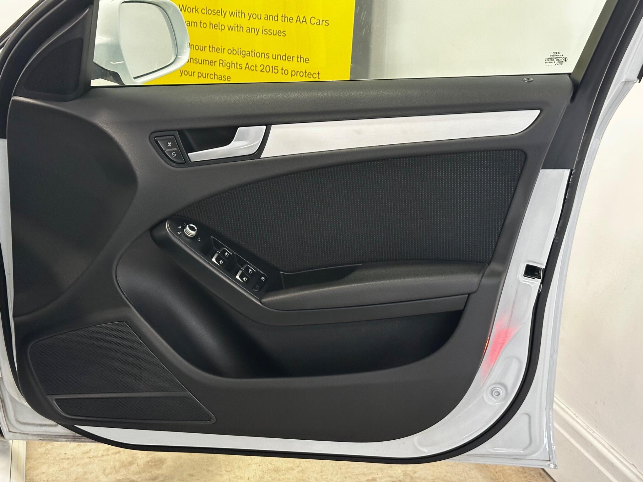Audi A4 Avant - Image 10