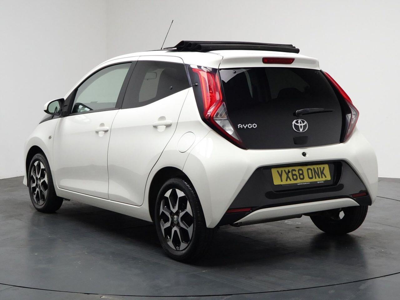 Toyota Aygo - Image 9