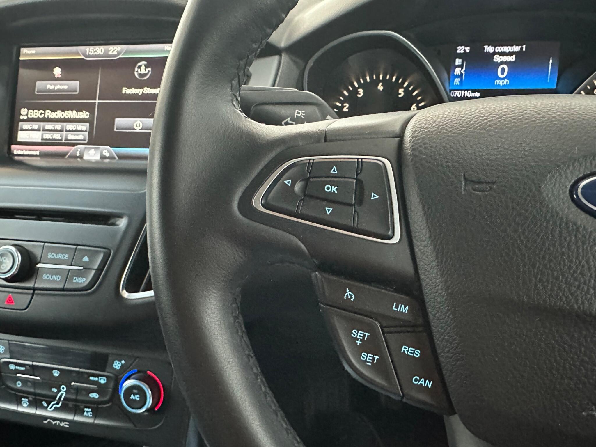 Ford Focus - Image 20