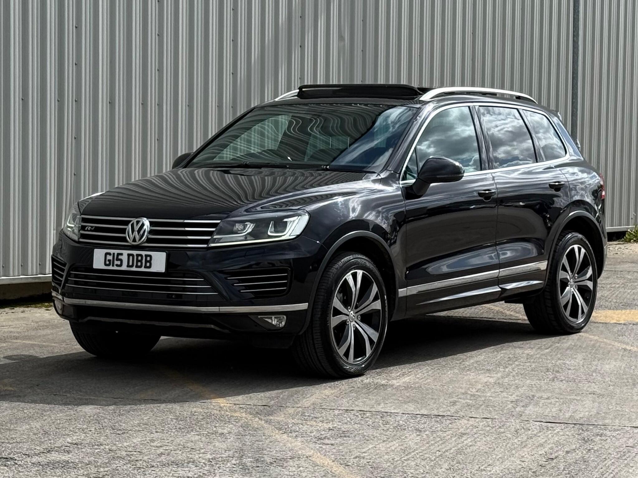 Volkswagen Touareg - Image 11