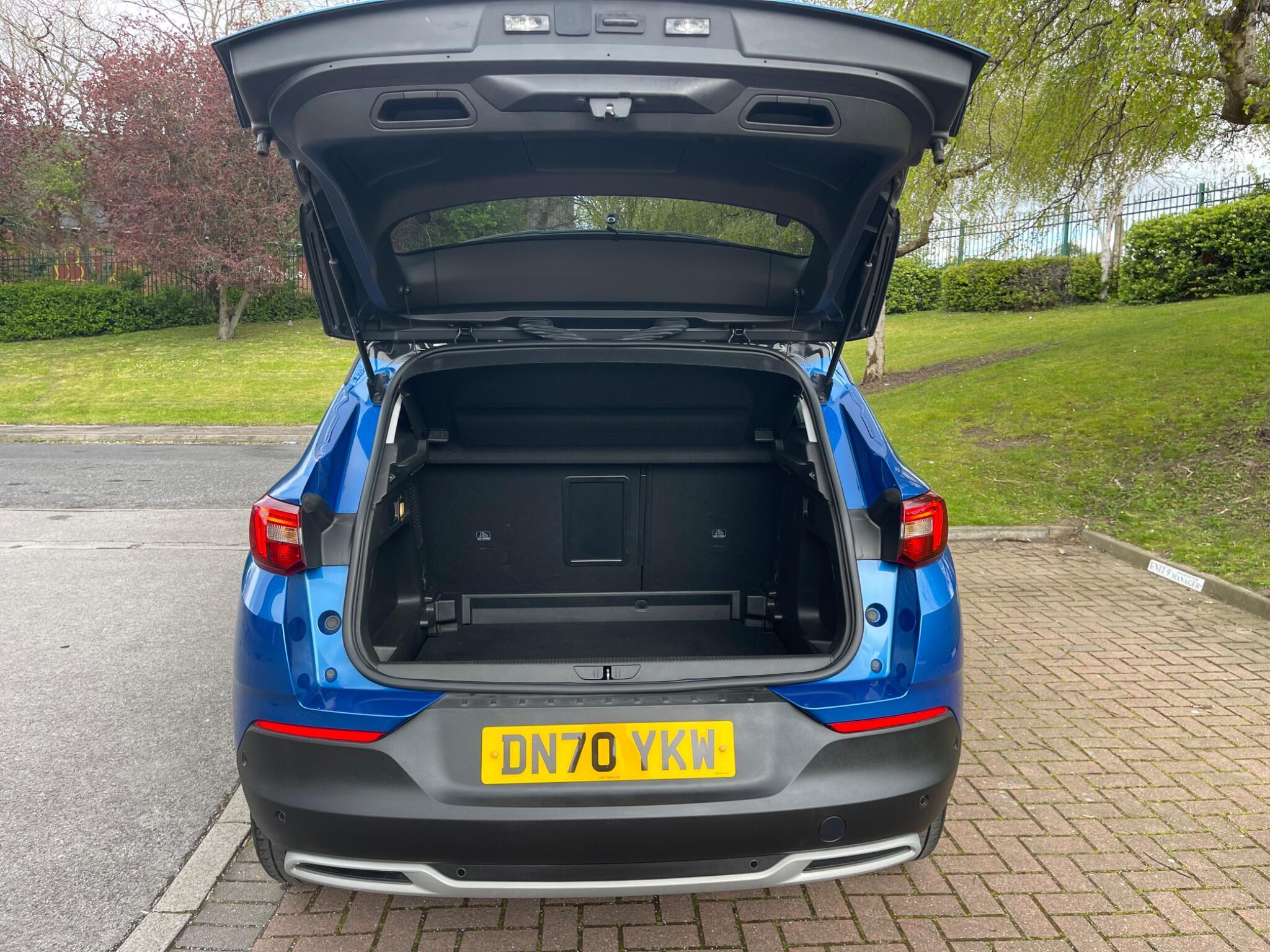 Vauxhall Grandland X - Image 54