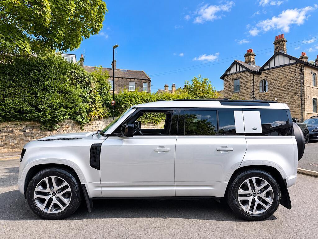 Land Rover Defender 110 - Image 6