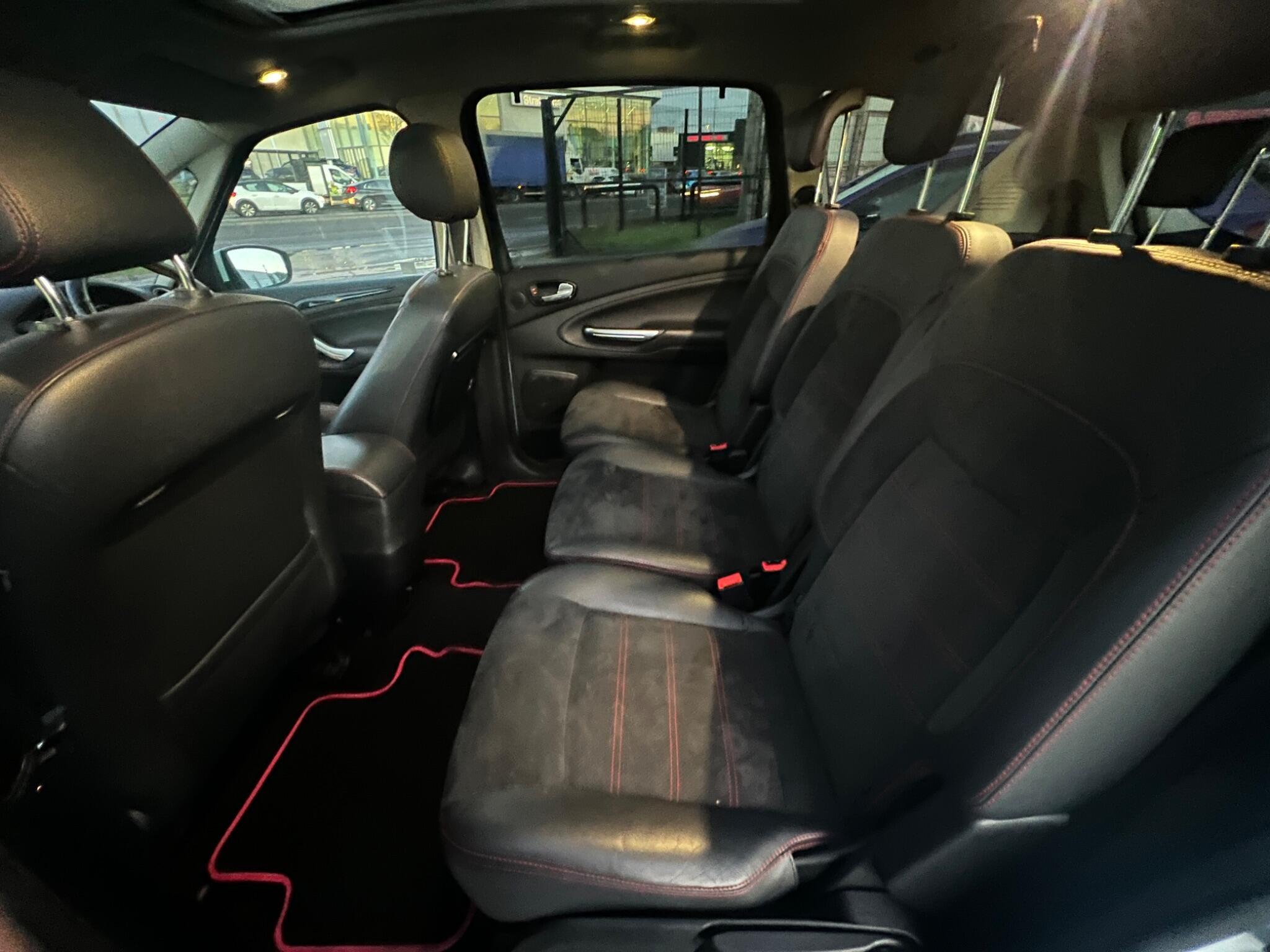 Ford S-MAX - Image 14