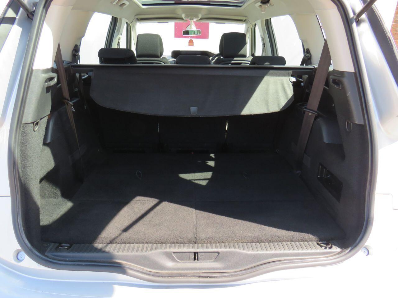 Citroen Grand C4 Picasso - Image 15