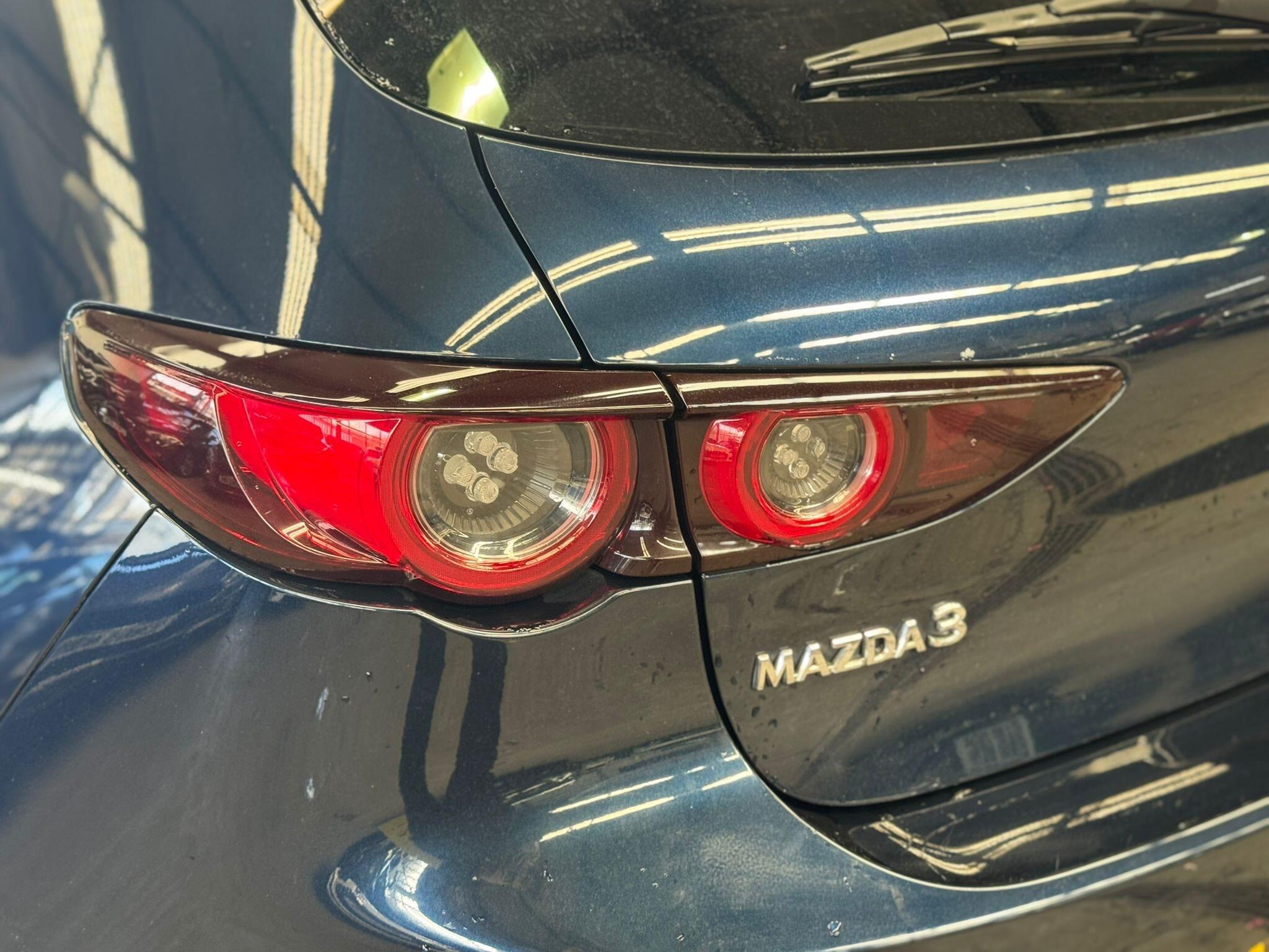 Mazda MAZDA3 - Image 18