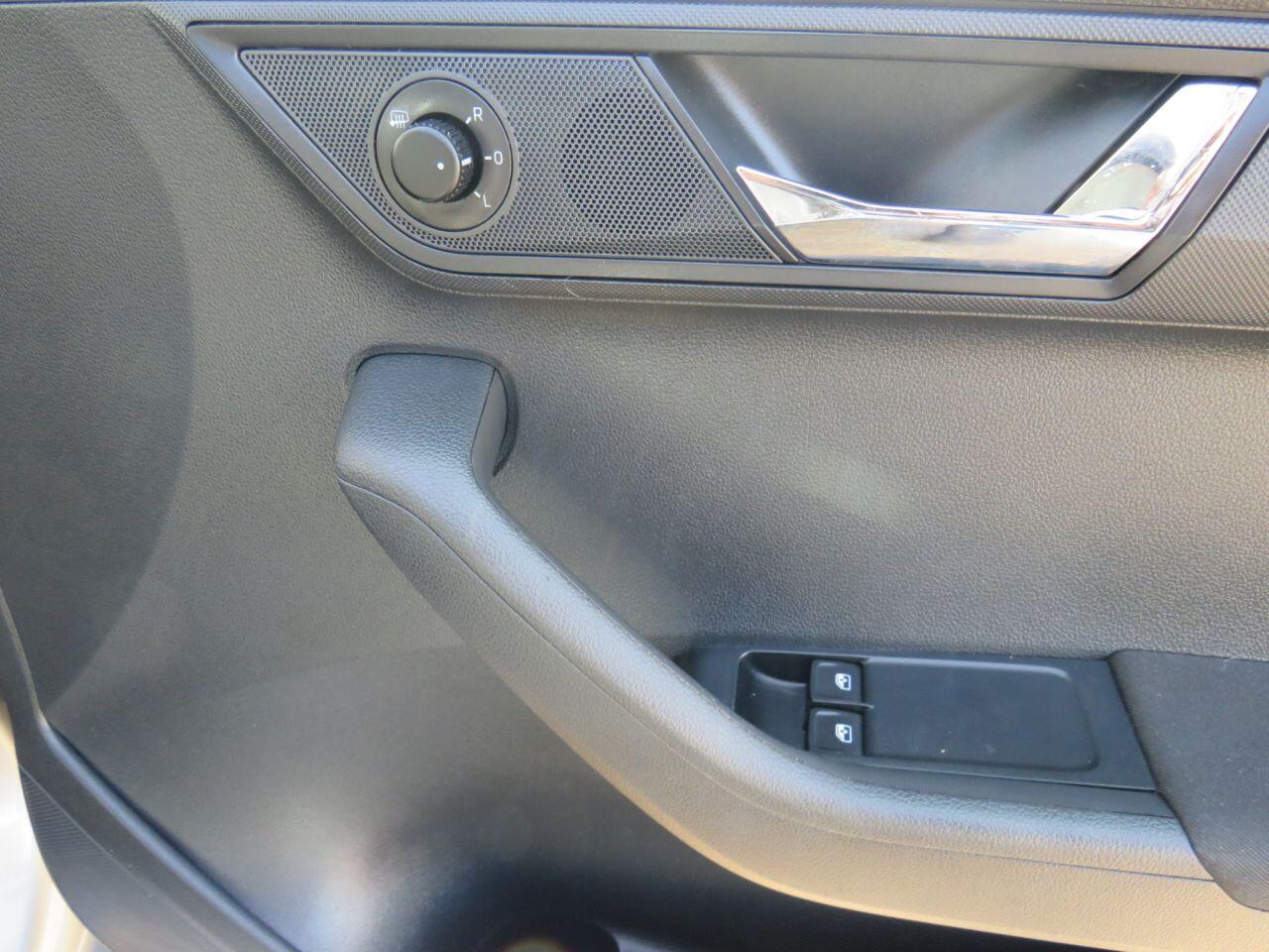 Skoda Fabia - Image 18