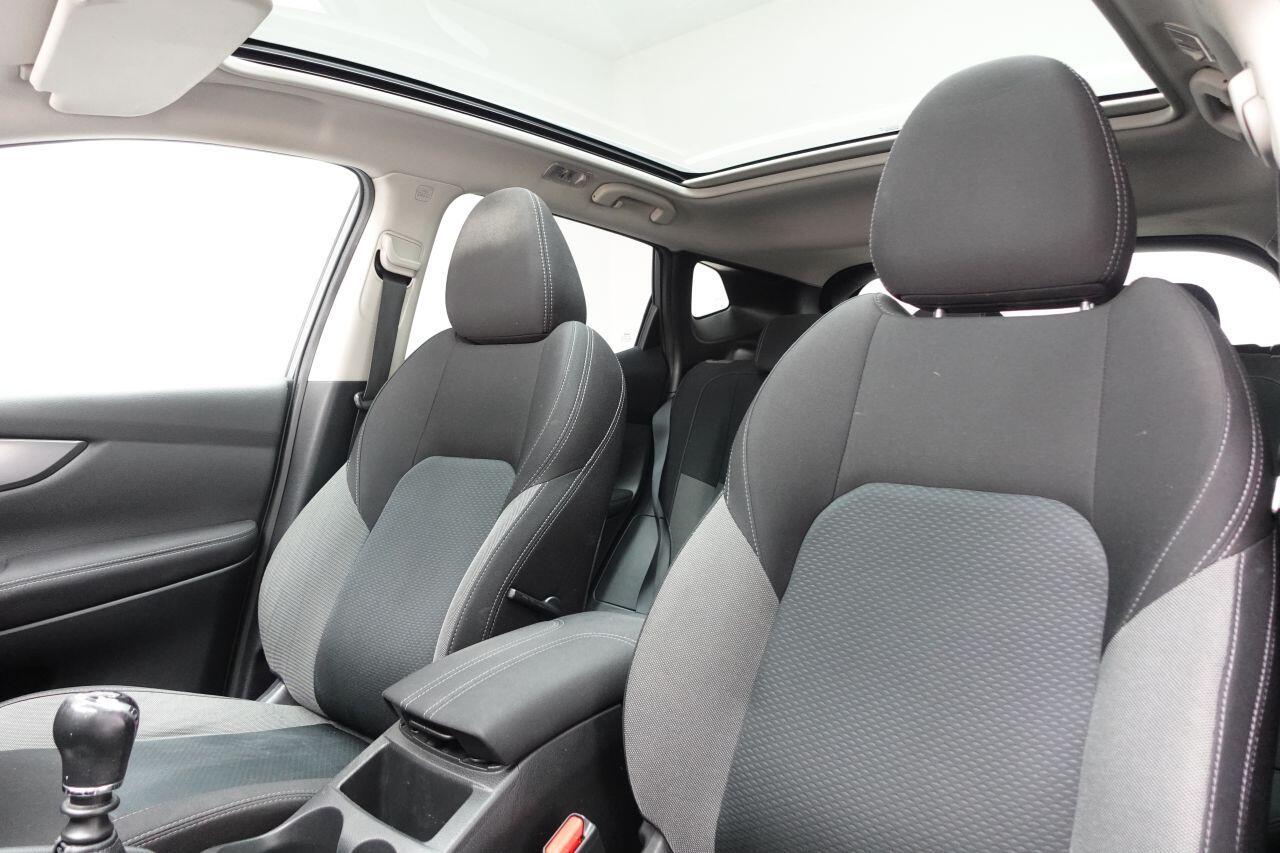 Nissan Qashqai - Image 17