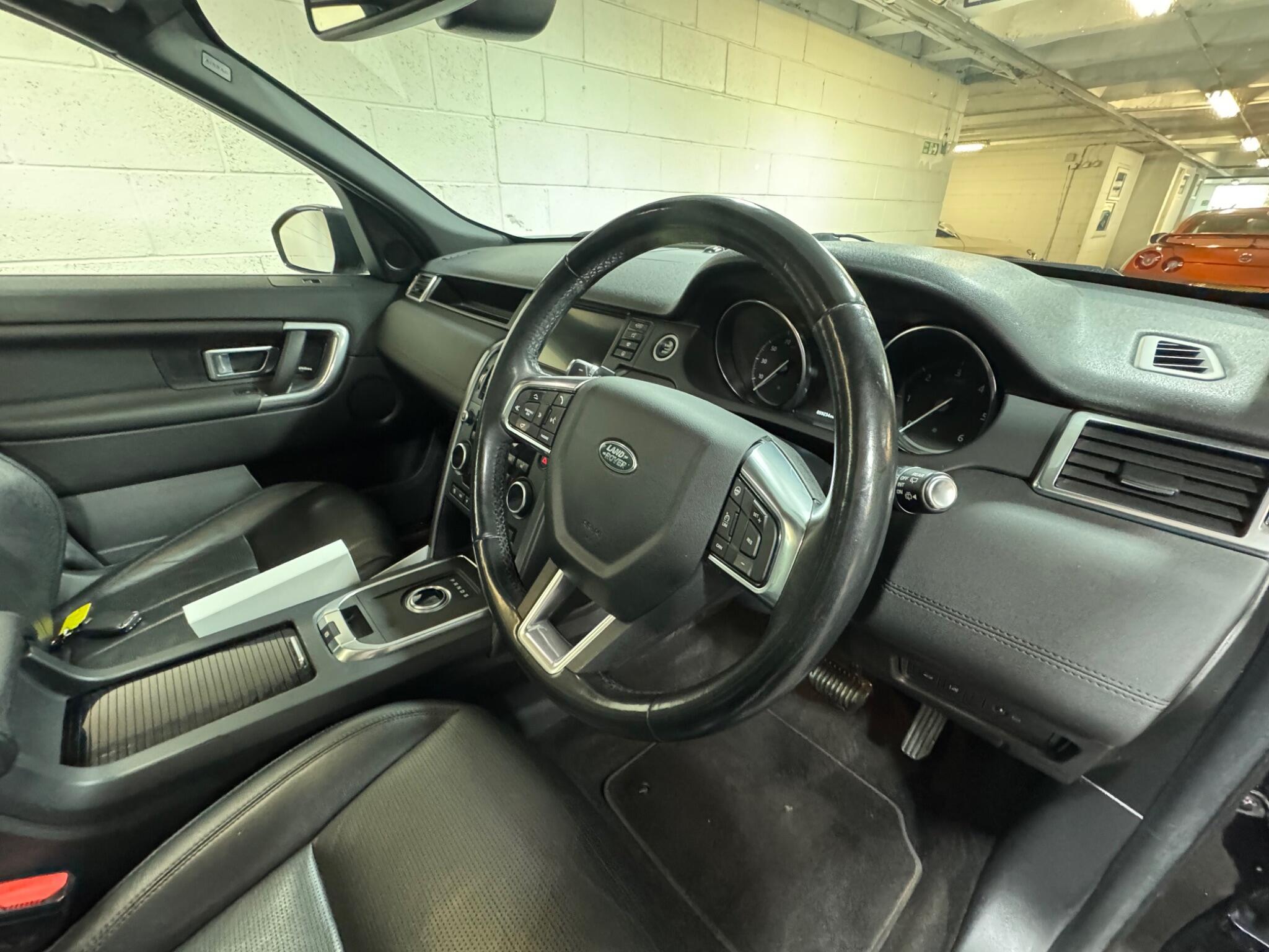 Land Rover DISCOVERY SPORT - Image 9