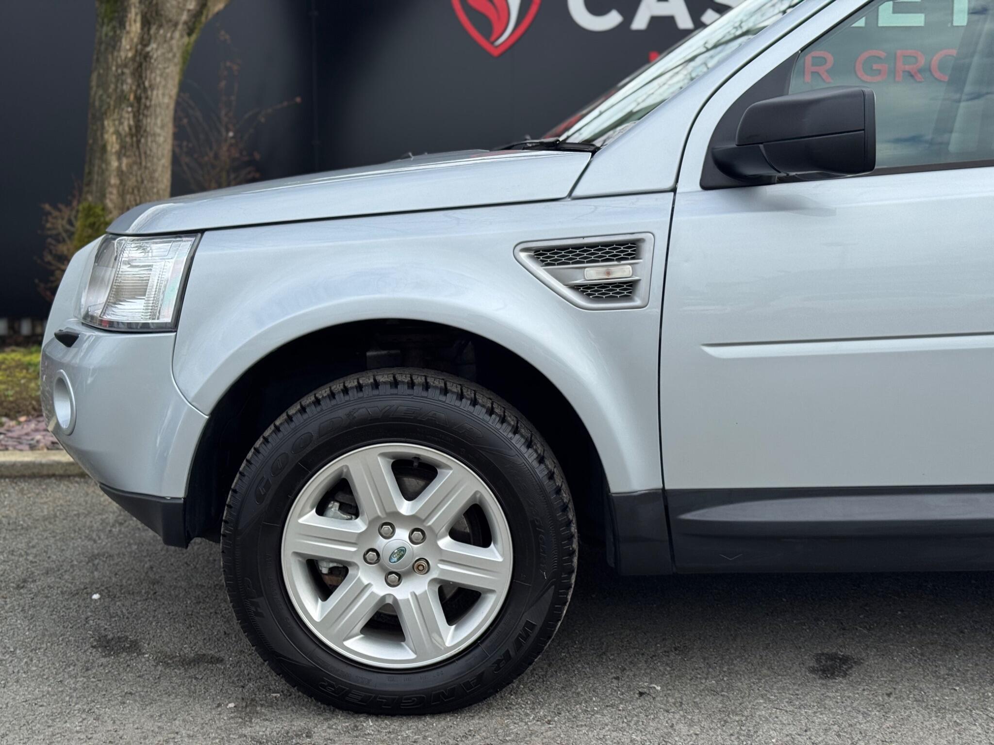 Land Rover Freelander 2 - Image 8