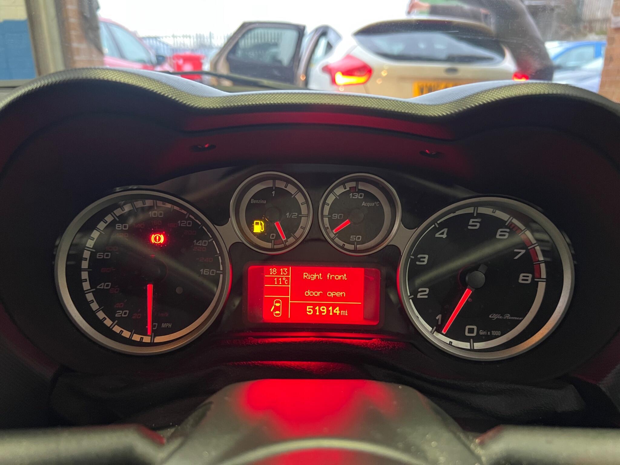 Alfa Romeo MiTo - Image 15