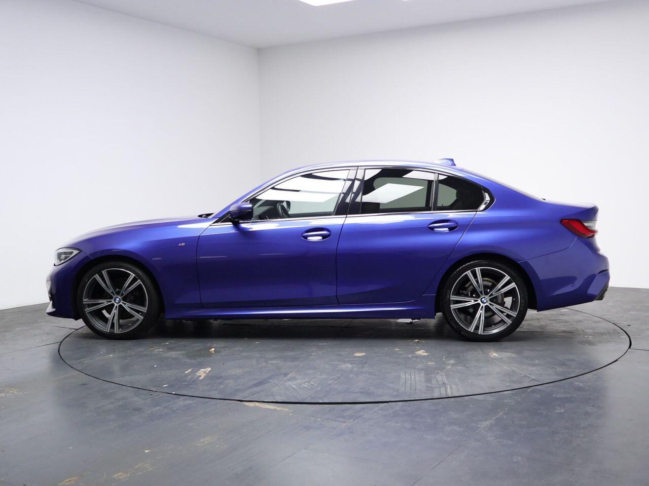 BMW 3 Series - Image 4