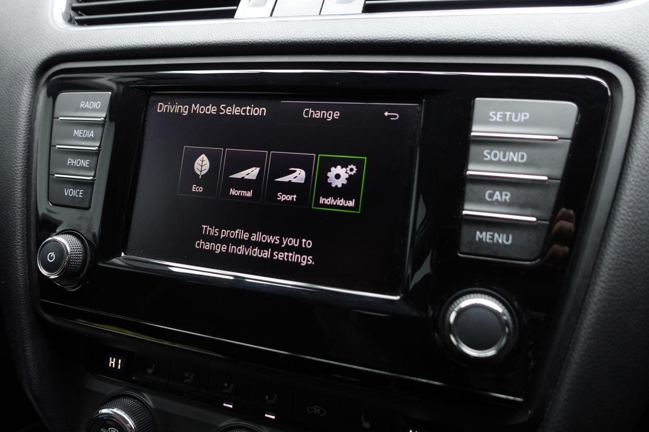 Skoda Octavia - Image 38