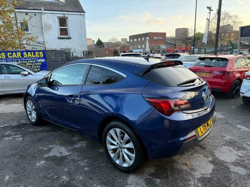 Vauxhall Astra GTC - Image 5