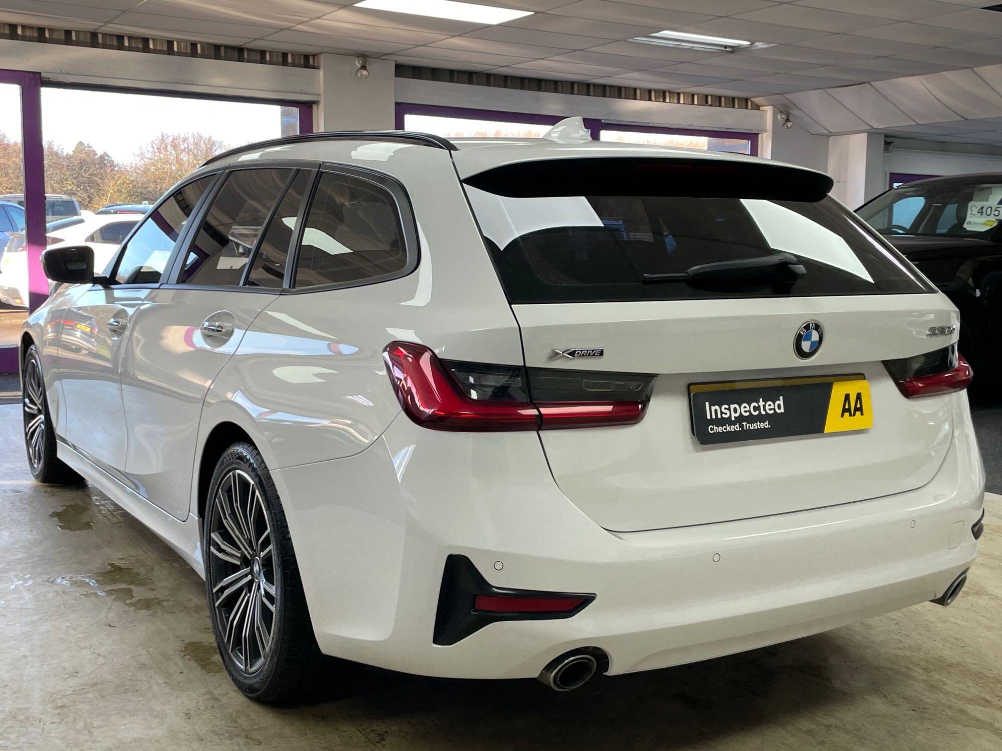 BMW 3 Series - Image 11