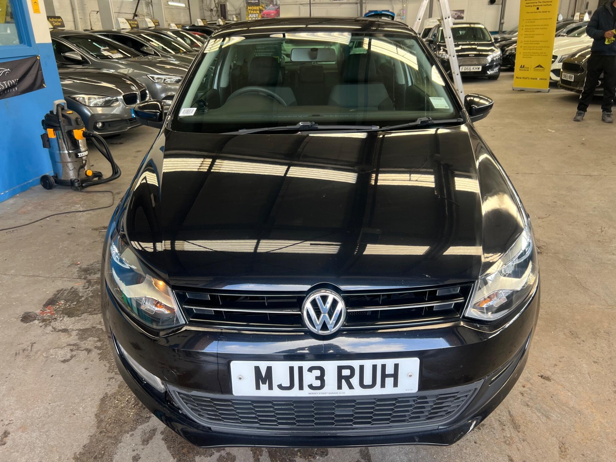 Volkswagen Polo - Image 8