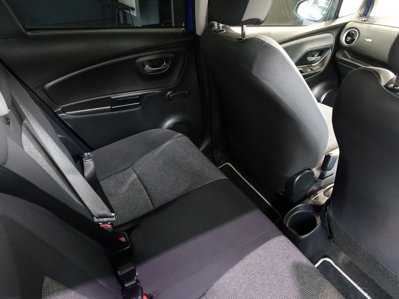 Toyota Yaris - Image 15