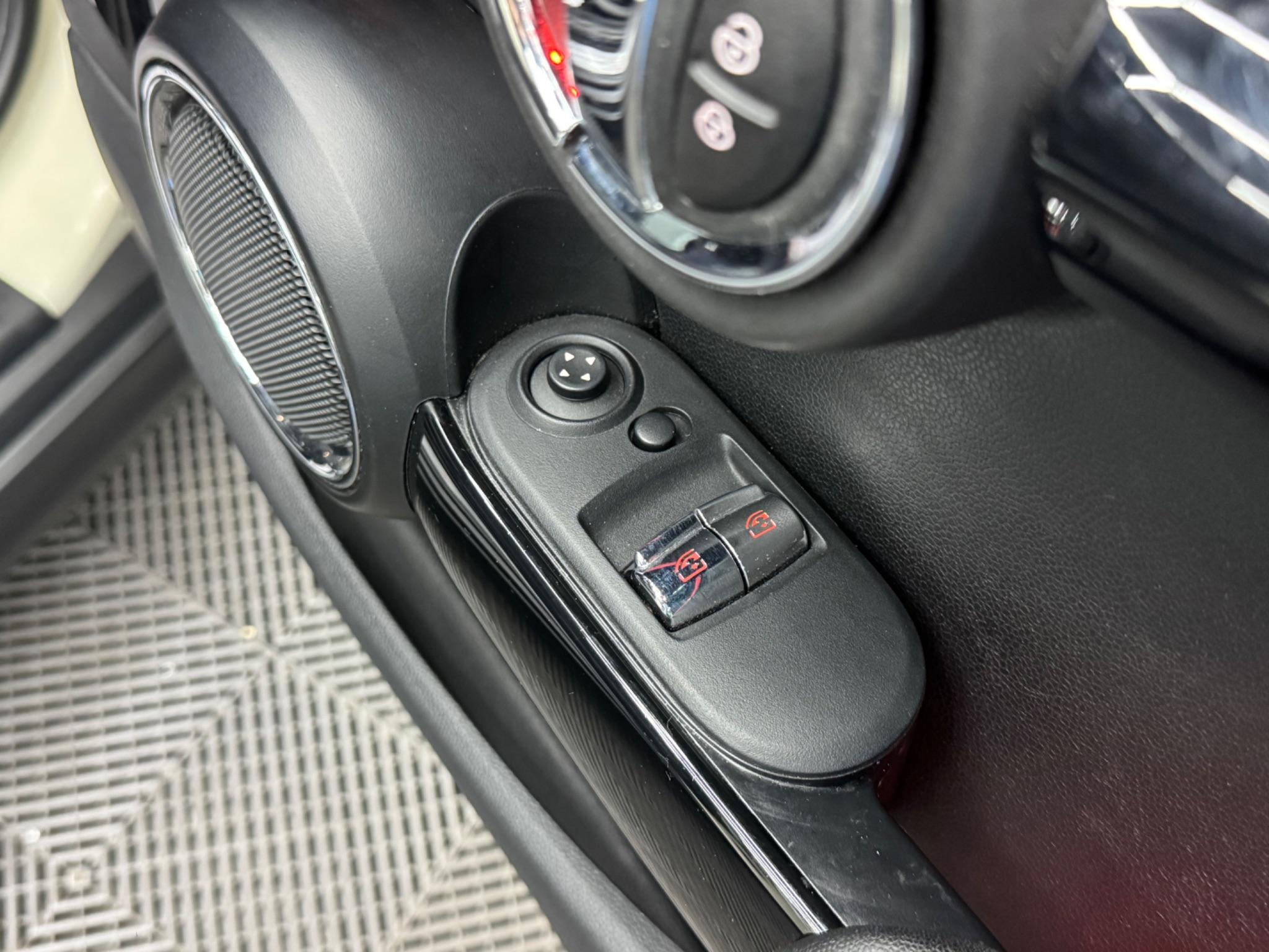 MINI Hatch - Image 42