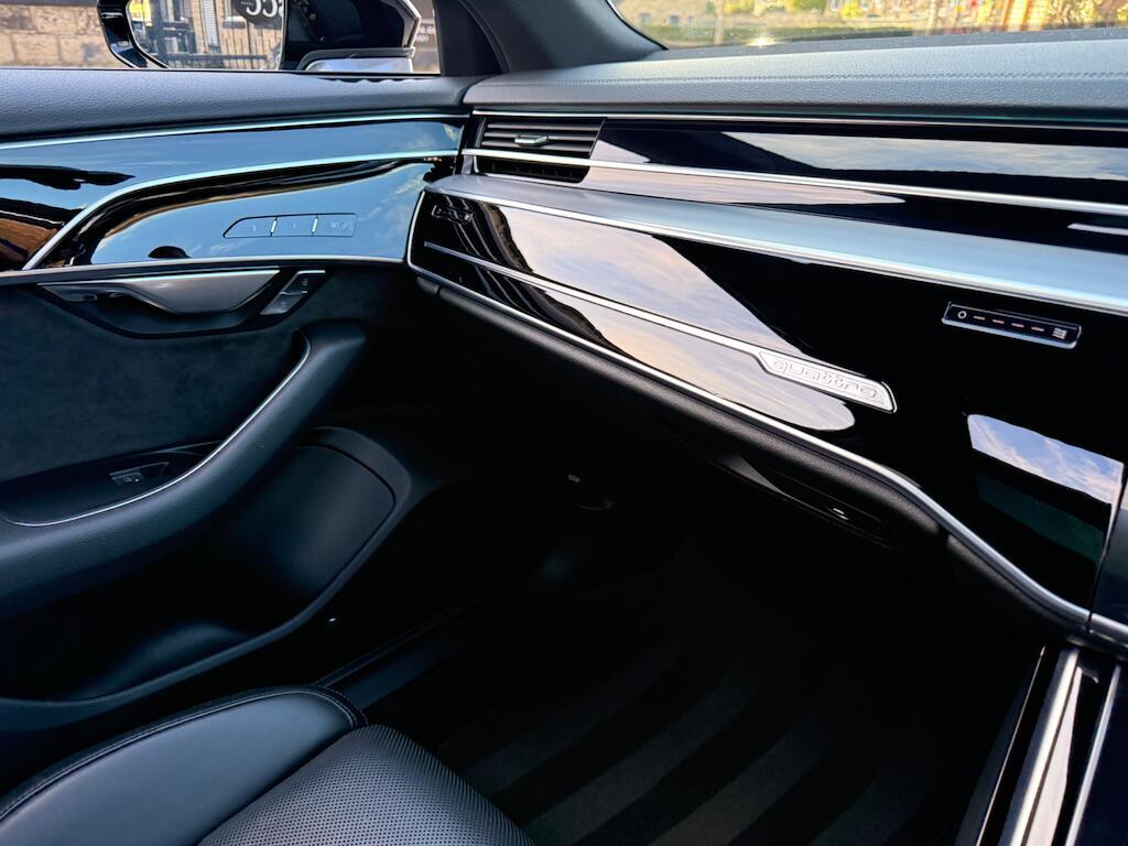 Audi A8 - Image 63