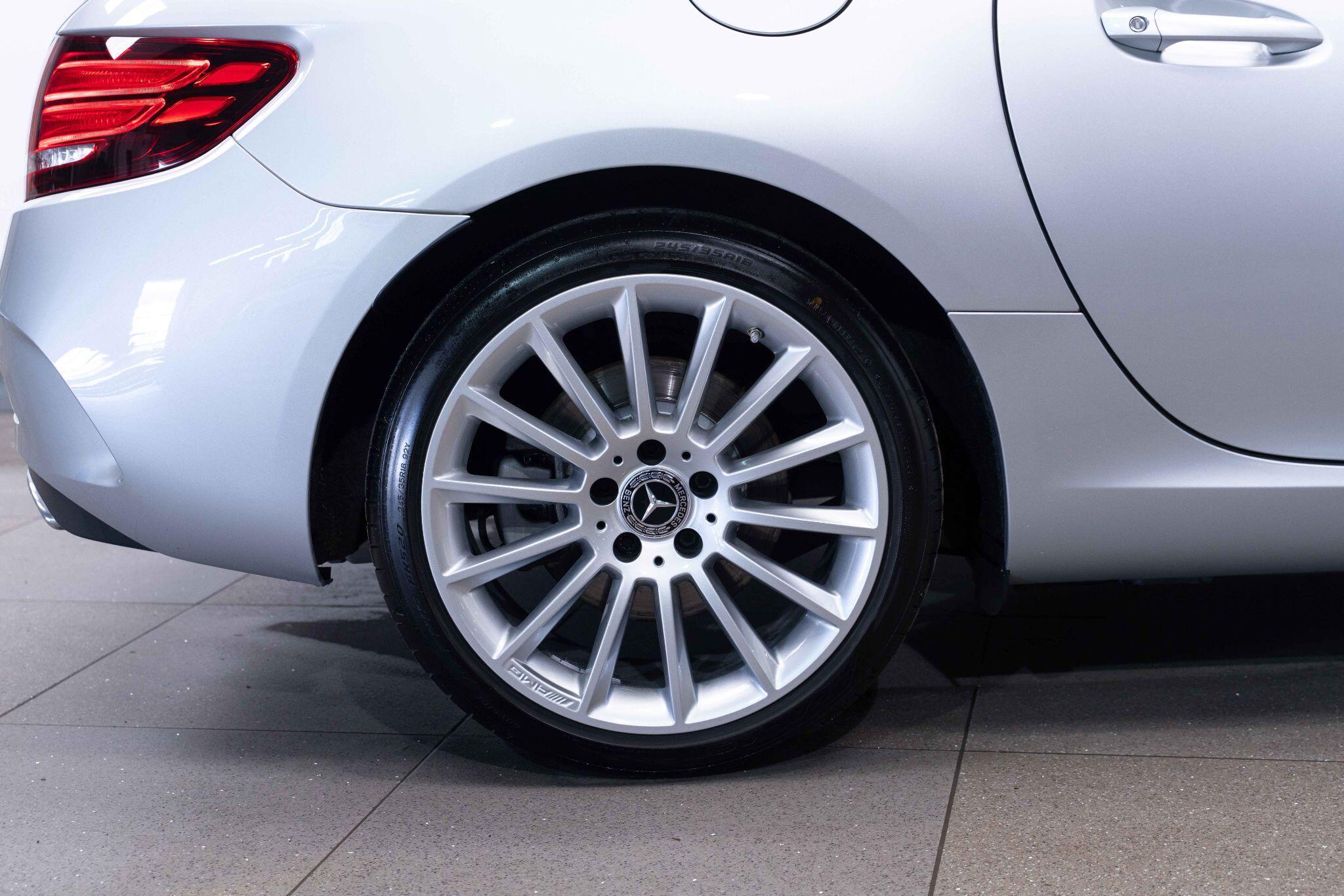 Mercedes SLC - Image 20