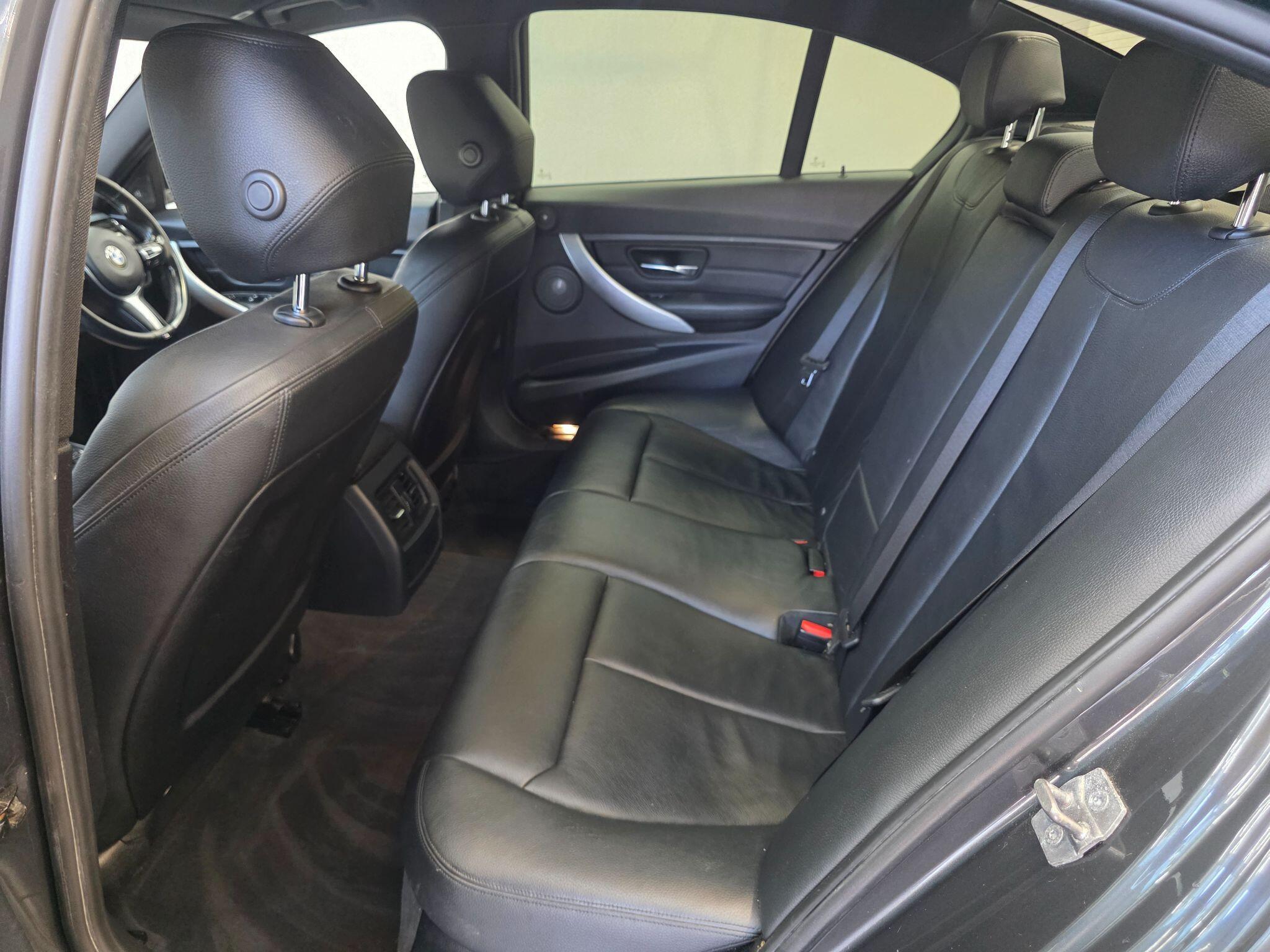 BMW 3 Series - Image 39