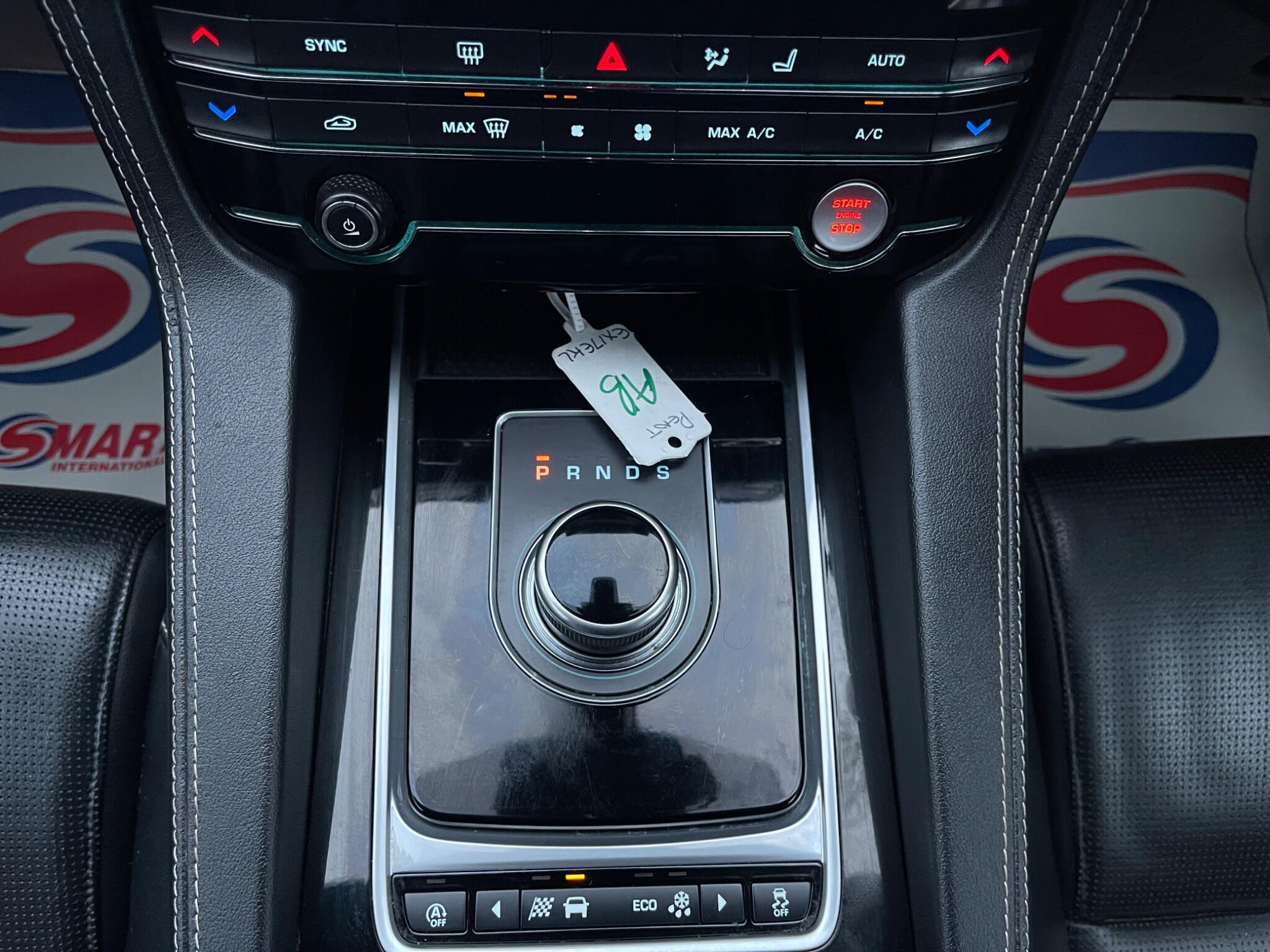 Jaguar F-Pace - Image 55