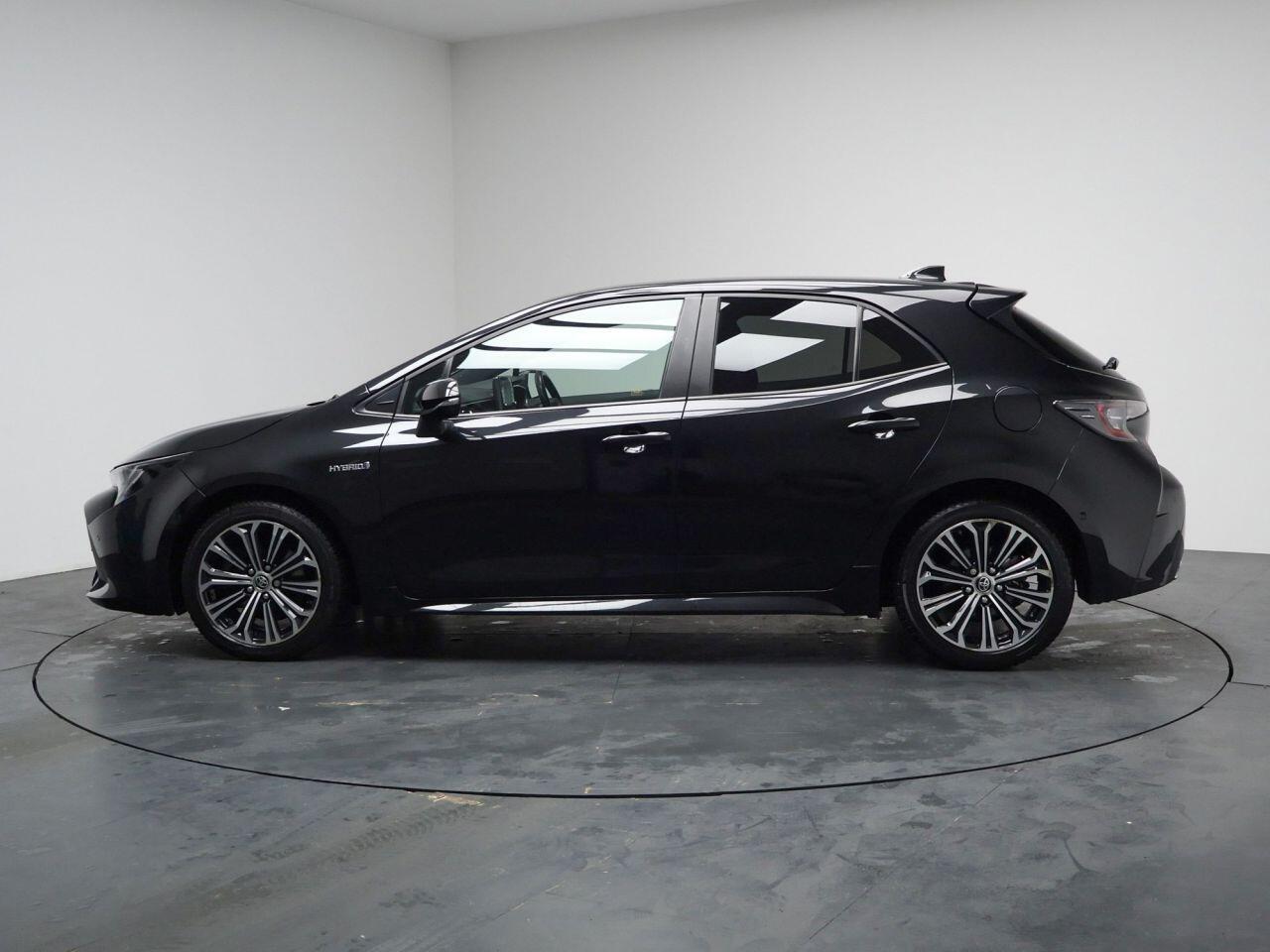 Toyota Corolla - Image 6