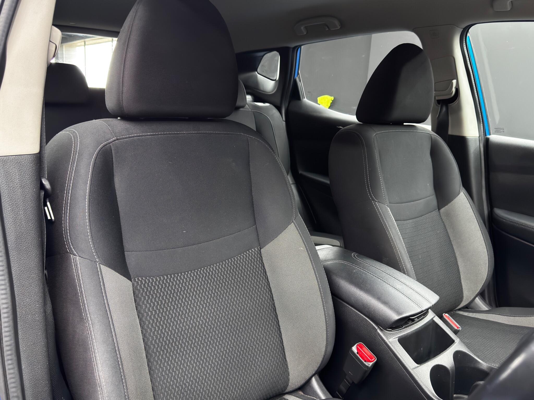 Nissan Qashqai - Image 12