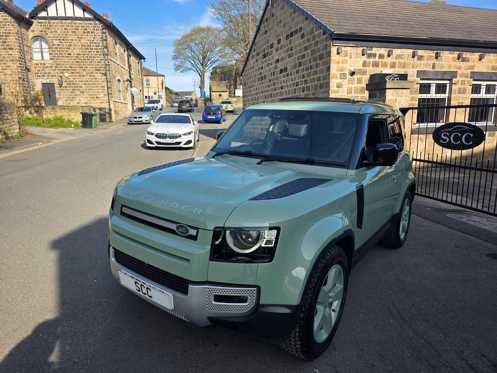 Land Rover Defender 90 - Image 51